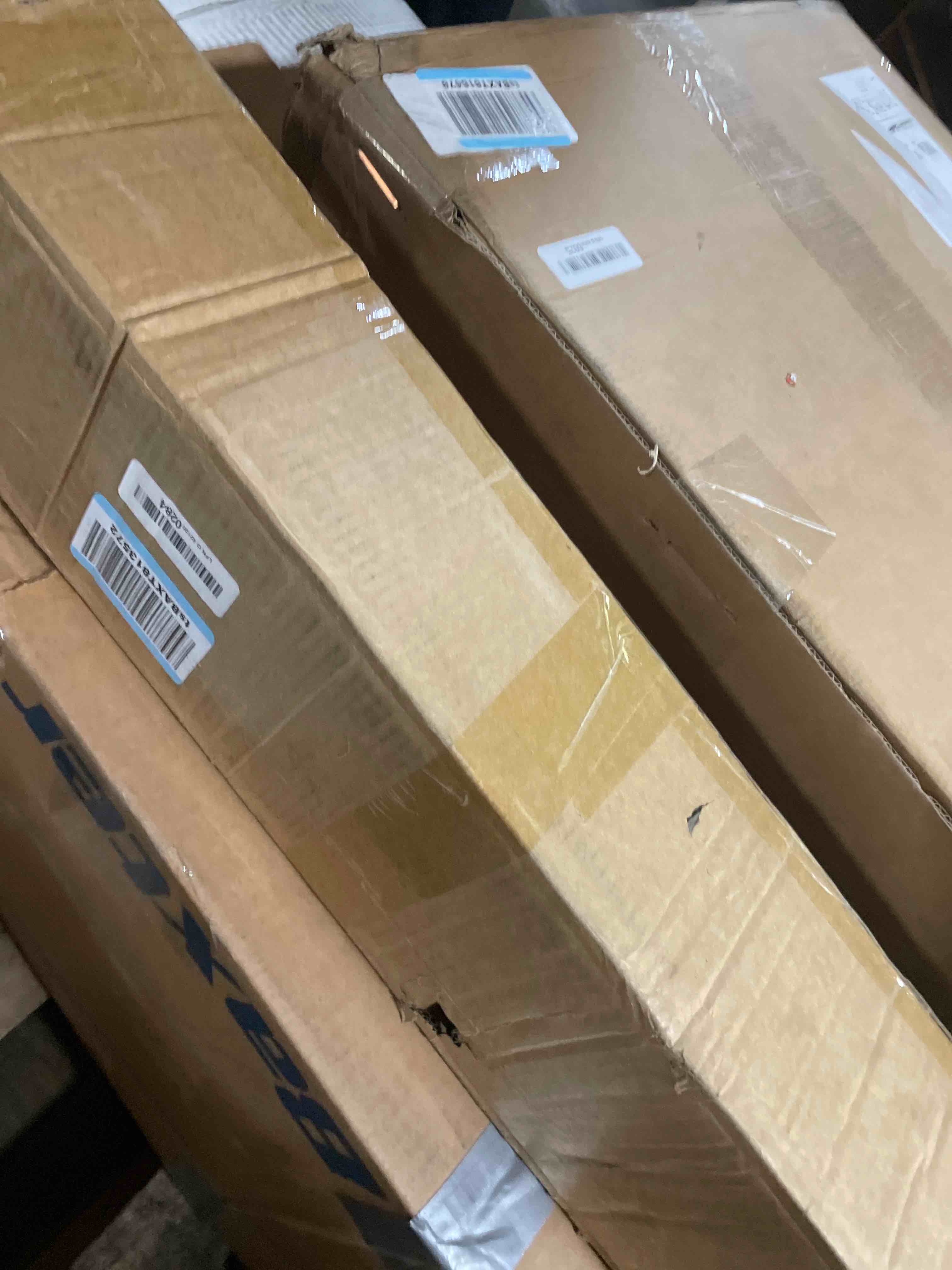 Condition photo showing New/Like New for 10-Pack Iron Balusters Staircase Rectangular Hollow Stair Spindles Square Craft Spindles Balusters 1/2" Square Balusters for Staircase Interior with Iron Baluster Swivel Shoes