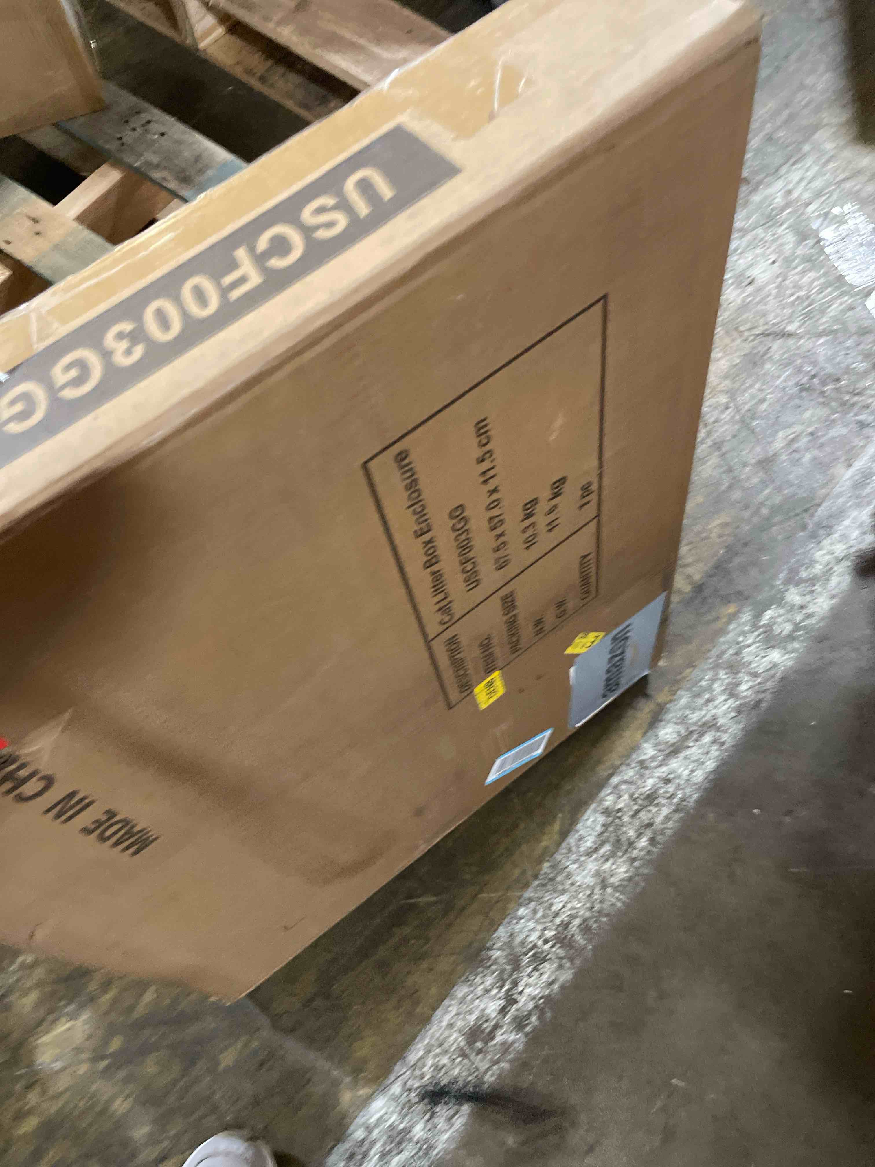 Condition photo showing New/Like New for Dwanton Cat Litter Box Furniture Hidden, Cat Litter Box Enclosure, Reversible Entrance Can Be on Left or Right Side, Indoor Cabinet, Wooden Washroom, End Table, Nightstand, Greige, 23.6" L 23.6 x 19.7 x 21.7 Inches Greige