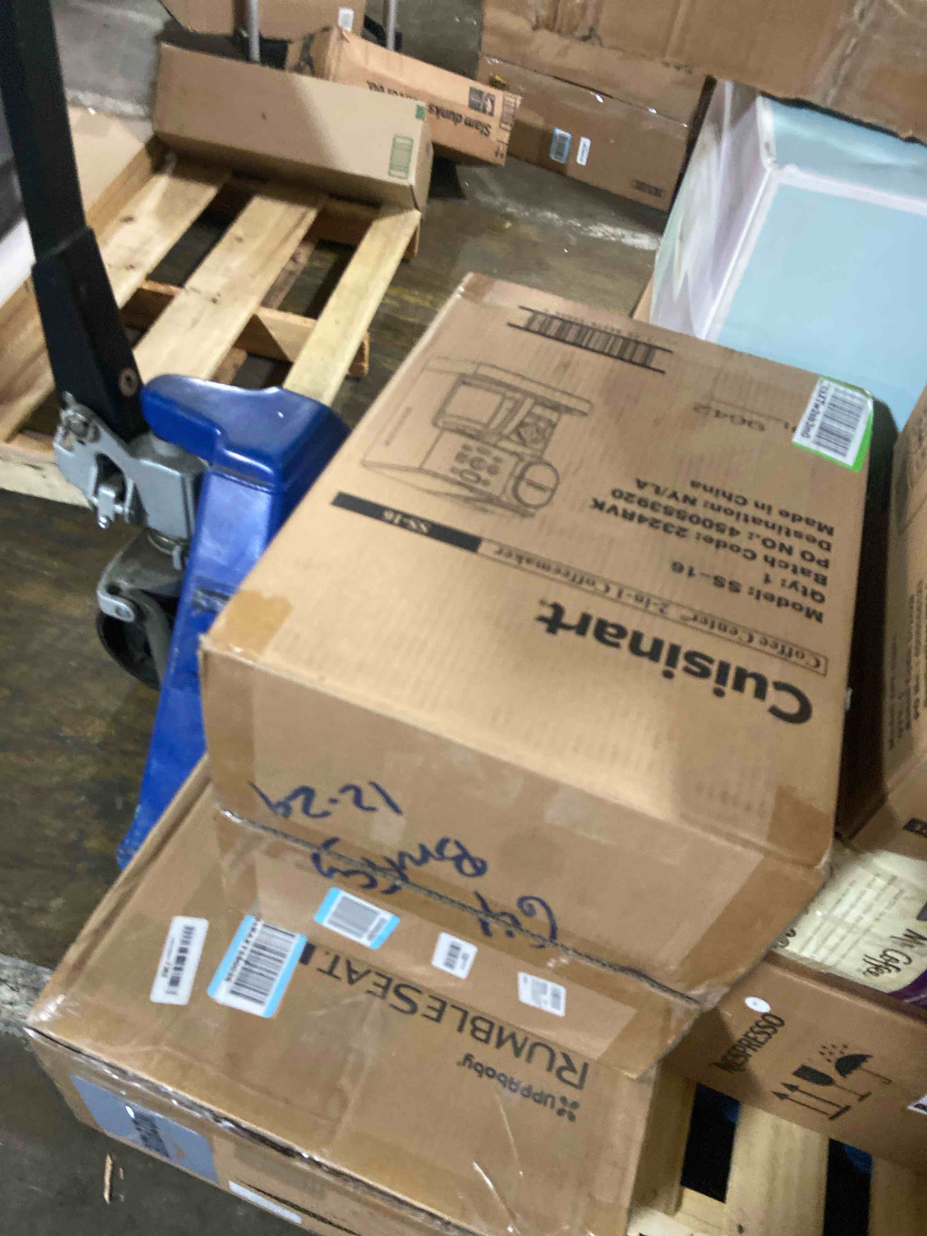 Condition photo showing New/Like New for Cuisinart Coffee Center 2-IN-1 Coffeemaker  Stainless Steel  SS-16  New