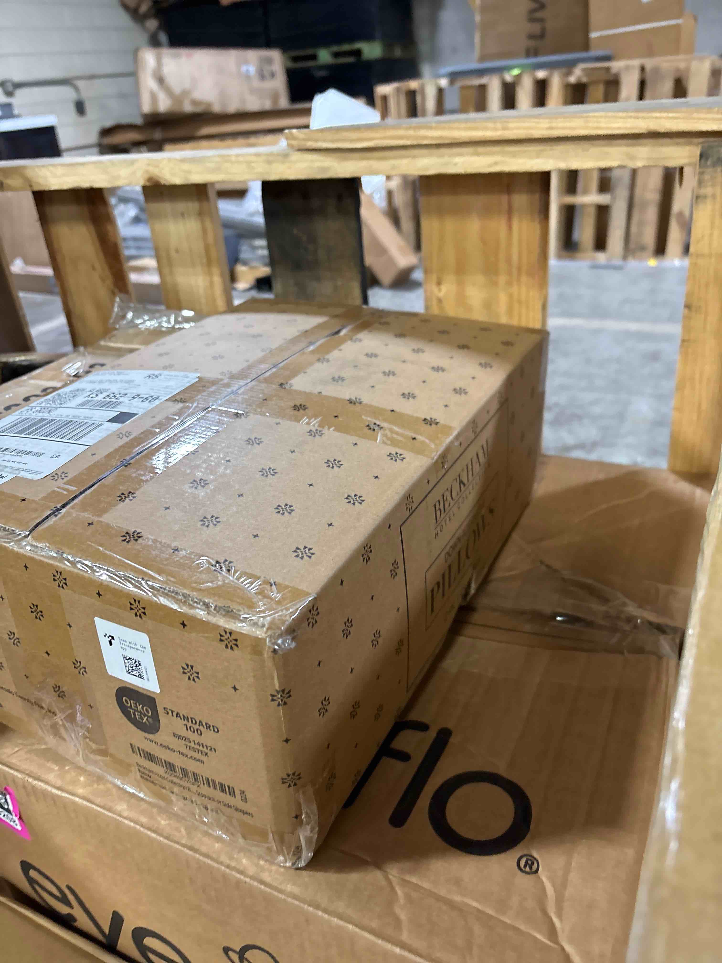 Condition photo showing New/Like New for Beckham Hotel Collection Bed Pillows Standard/Queen Size Set of 2 - Original Soft Down Alternative Pillow for Sleeping - Soft Support for Back, Stomach or Side Sleepers