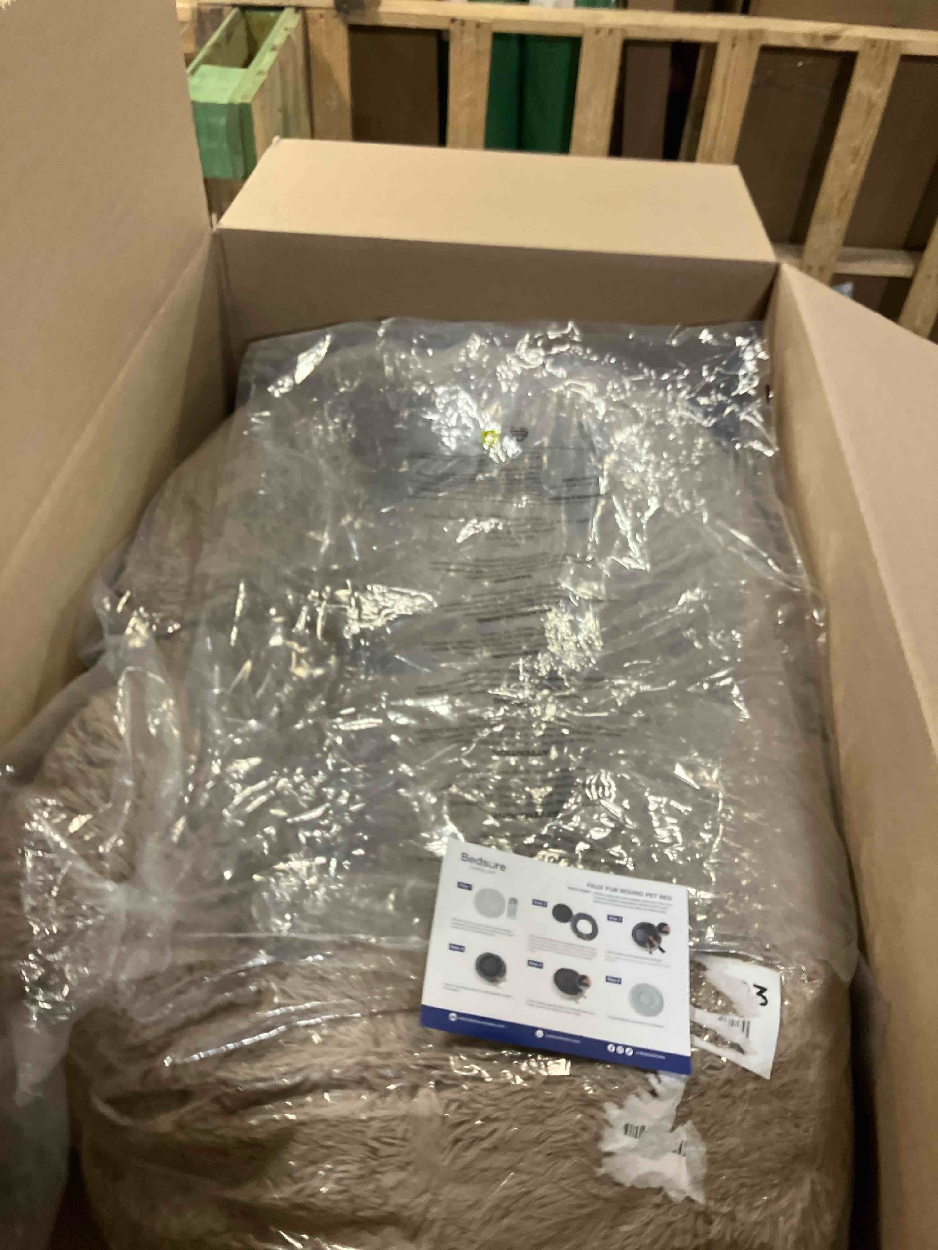 Condition photo showing Good Condition for Bedsure Calming Dog Bed for Extra Large Dogs - Donut Washable Large Pet Bed, 45 inches Anti-Slip Round Fluffy Plush Faux Fur Dog Bed, Fits up to 120 lbs Pets, Camel