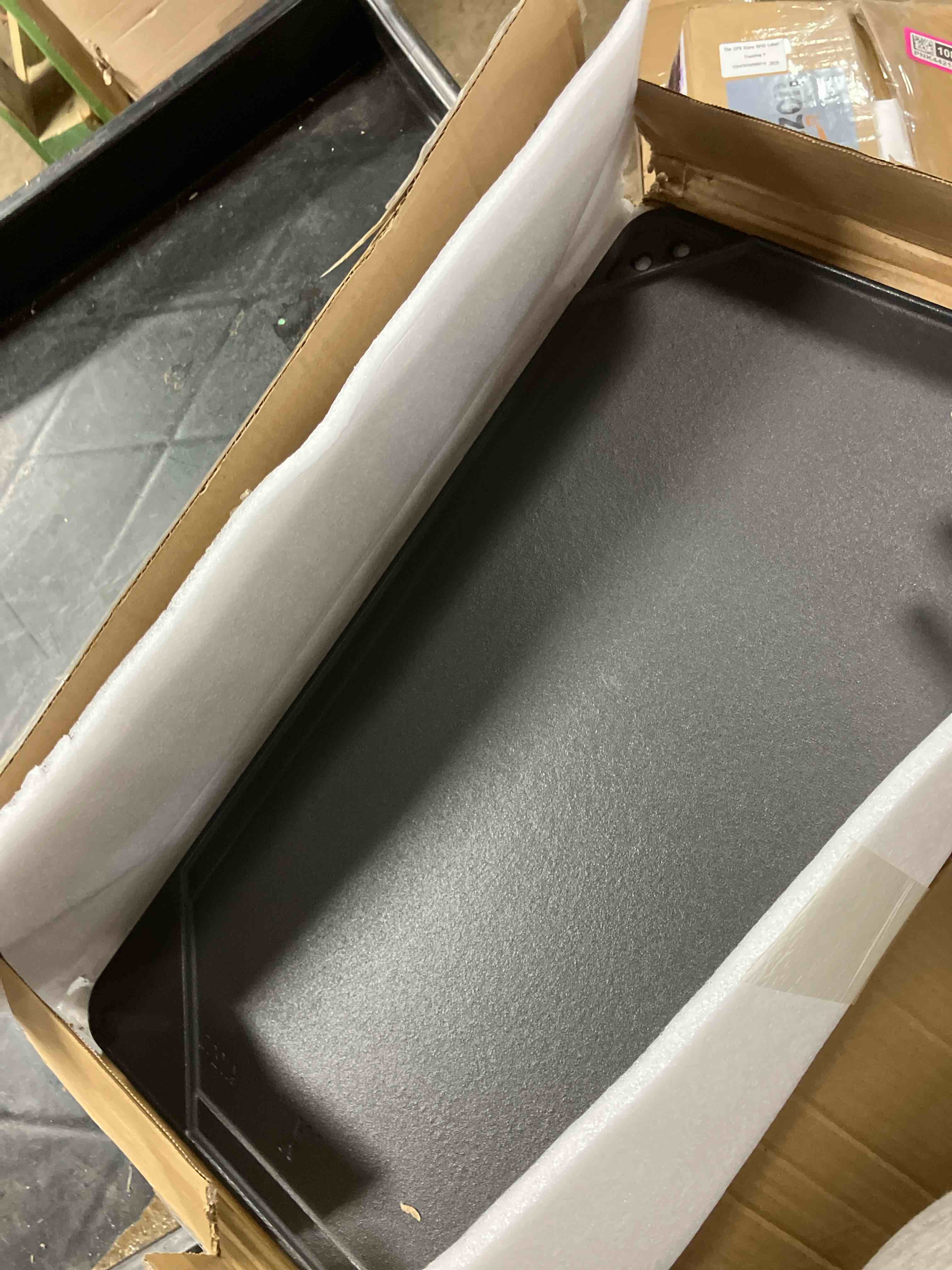 Condition photo showing New/Like New for GGC Cast Iron Reversible Griddle, 2-In-1 Griddle Pan for Gas Grills and Stove Tops, 10 x 10 Square Baking Flat and Ribbed Griddle Plate 10"L x 10"W