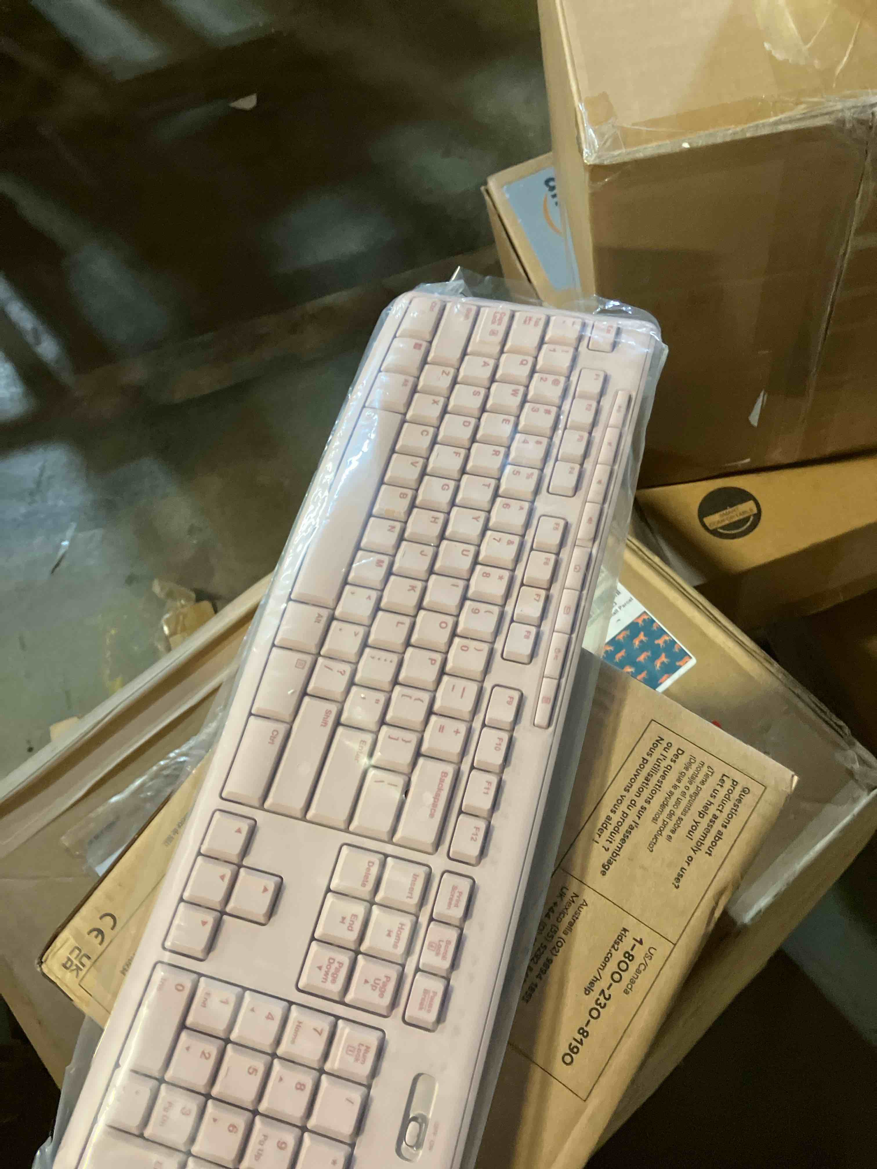 Condition photo showing New/Like New for Logitech MK270 Wireless Keyboard and Mouse Combo for Windows, 2.4 GHz, 8 Multimedia Keys, PC, Laptop, Wireless Keyboard Compact Mouse Combo - Rose