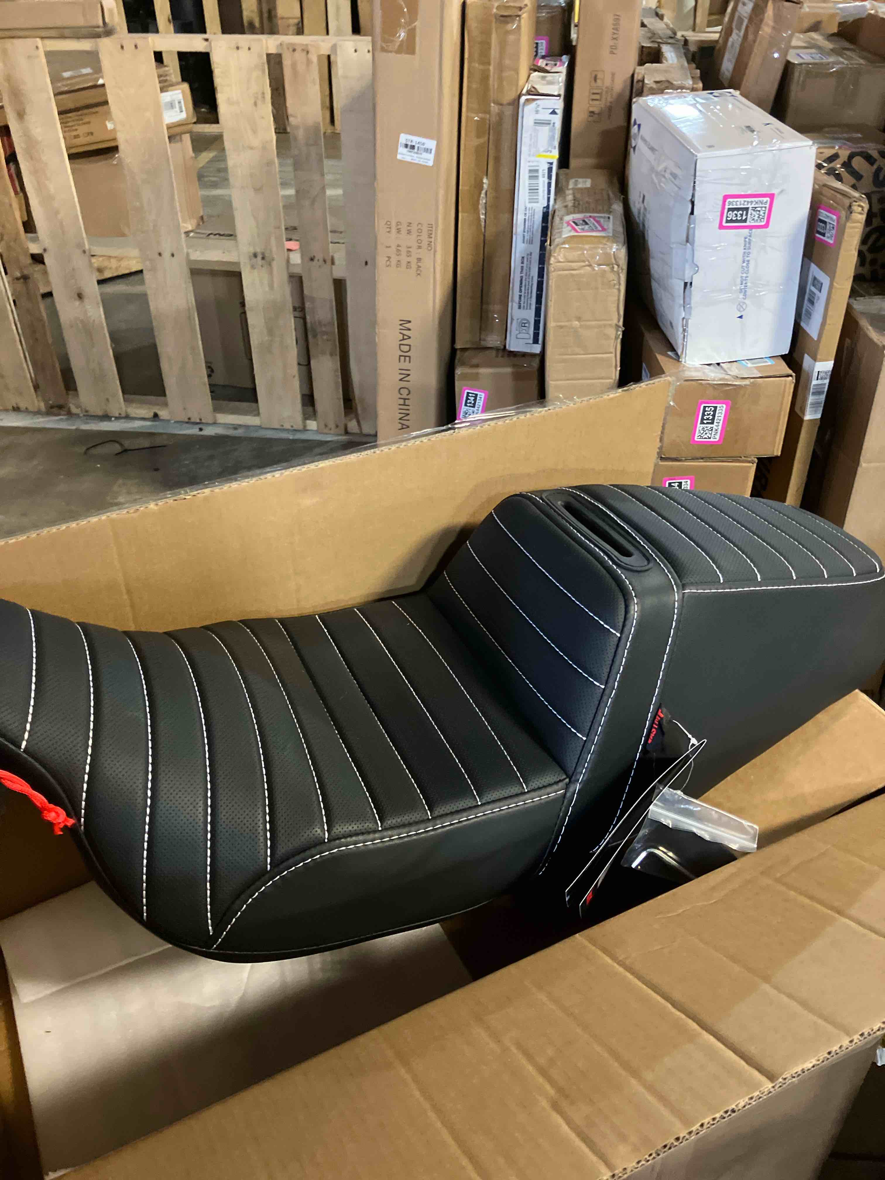 Condition photo showing New/Like New for Motorcycle Seat Upgraded One-Piece Driver and Passenger Seat with Diamond Pattern Stitching Fit for Harley Touring Electra Glide 1997-2007 Road Glide 1998-2007(White Stitching)