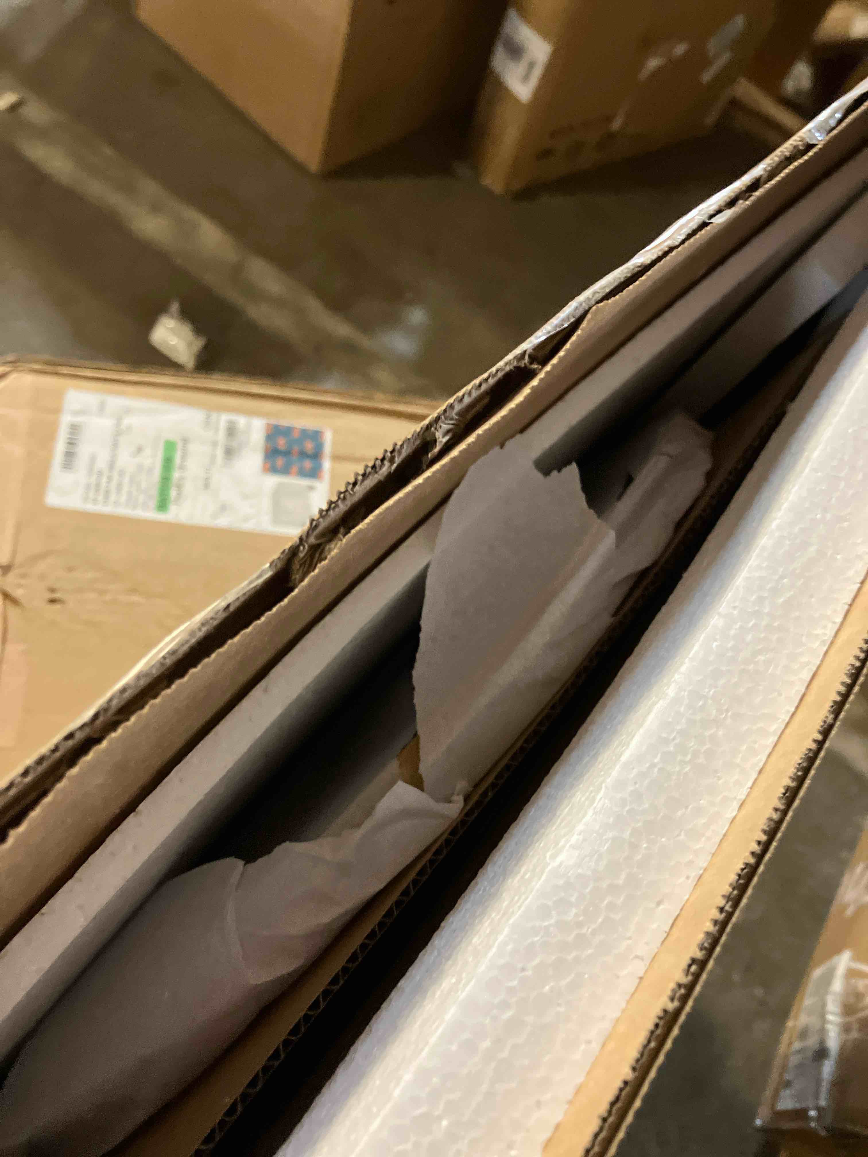 Condition photo showing New/Like New for HLR Modern Round Side Table, End Table with Marble Effect Top and Gold Metal Frame, Small Side Table for Living Room, Bedroom, Sofa and Couch, Gold Legs, Black Marble top