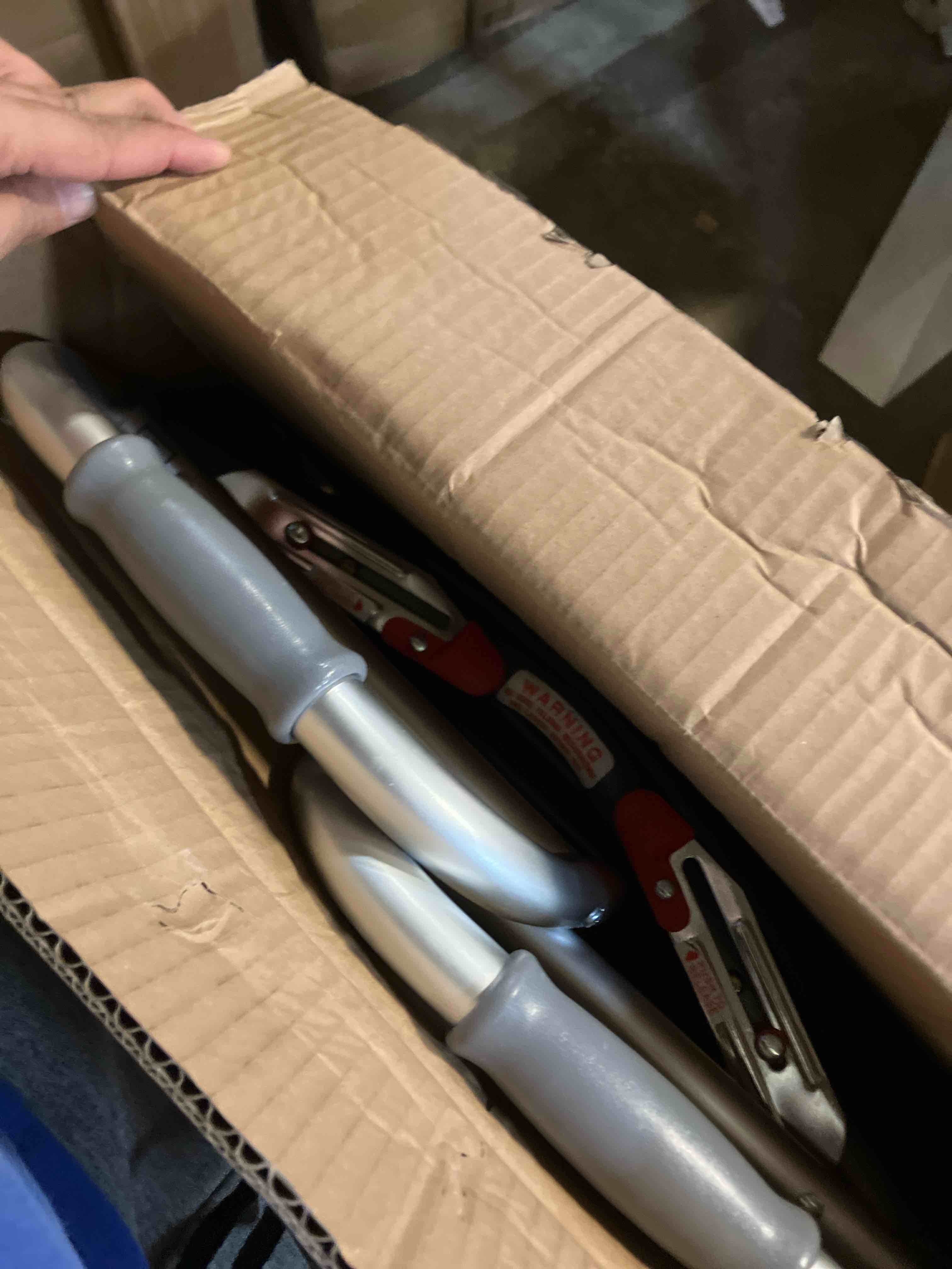 Condition photo showing Good Condition for Walker Adlt 2but w/5 whl.1/ea