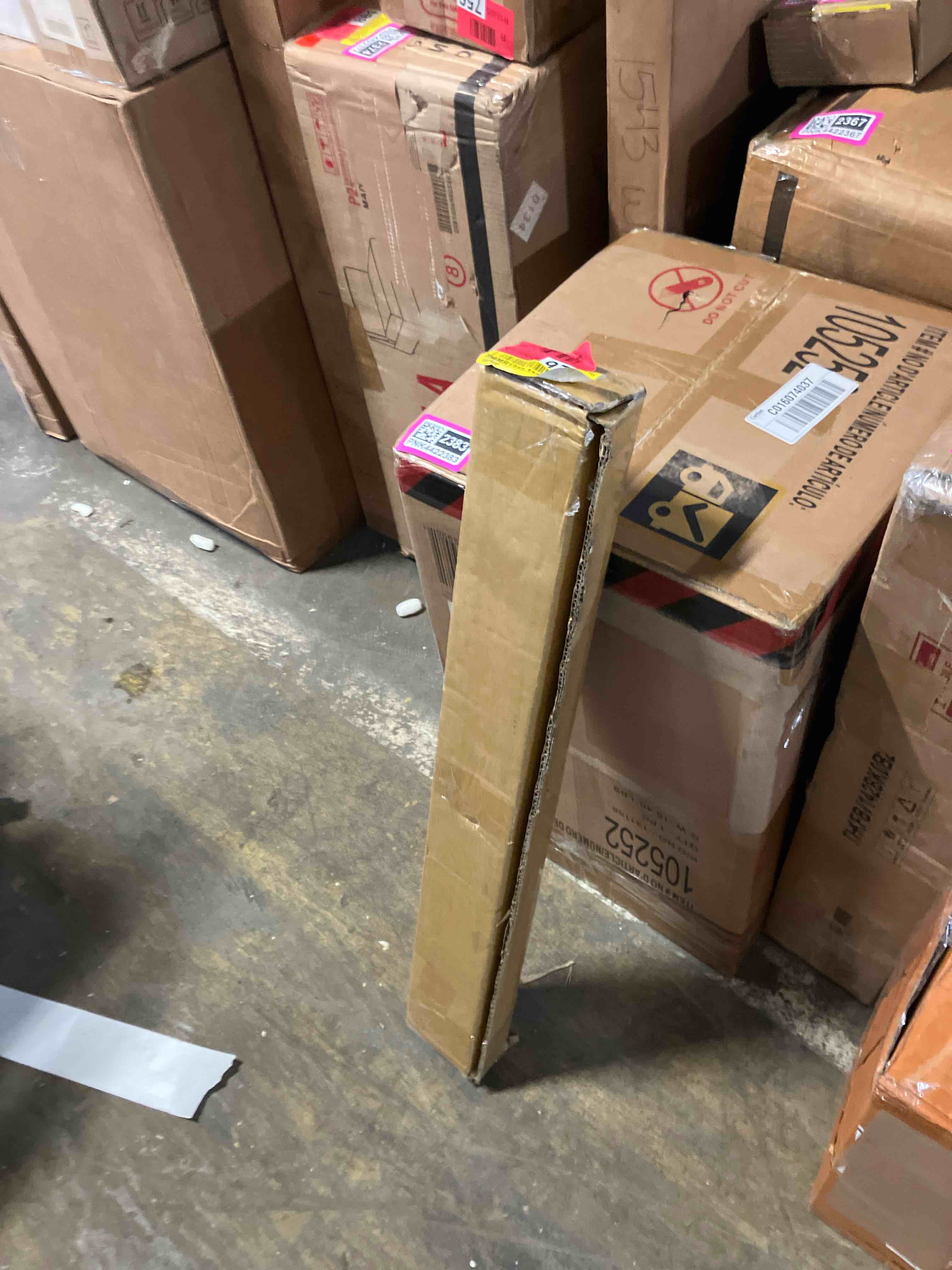 Condition photo showing New/Like New for ecohome cordless blackout cellular shade,