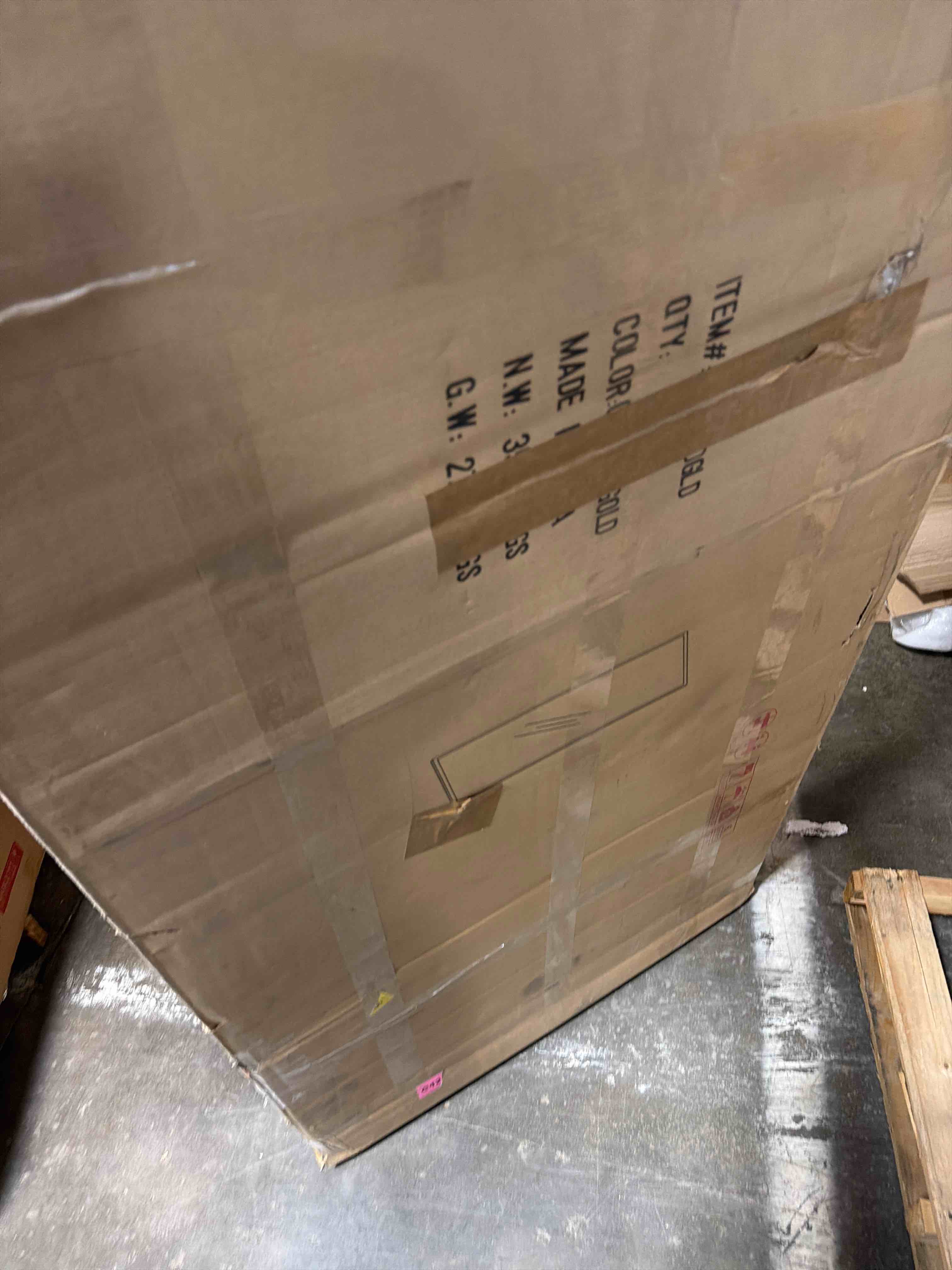 Condition photo showing New/Like New for mirror a'sleek and stylish wall mirror for modern interiors