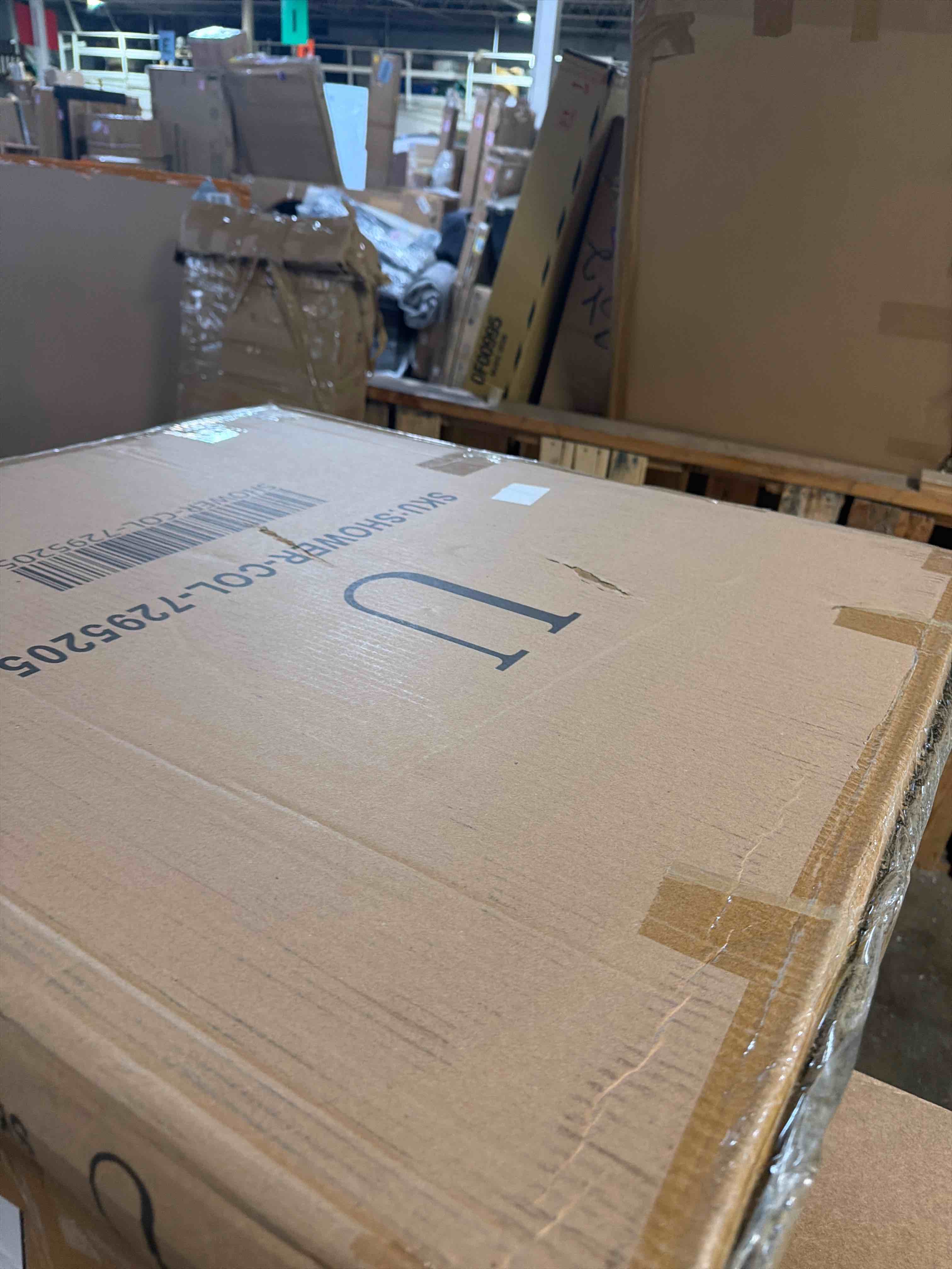 Condition photo showing New/Like New for costway stainless steel panel rainfall shower column with hand shower