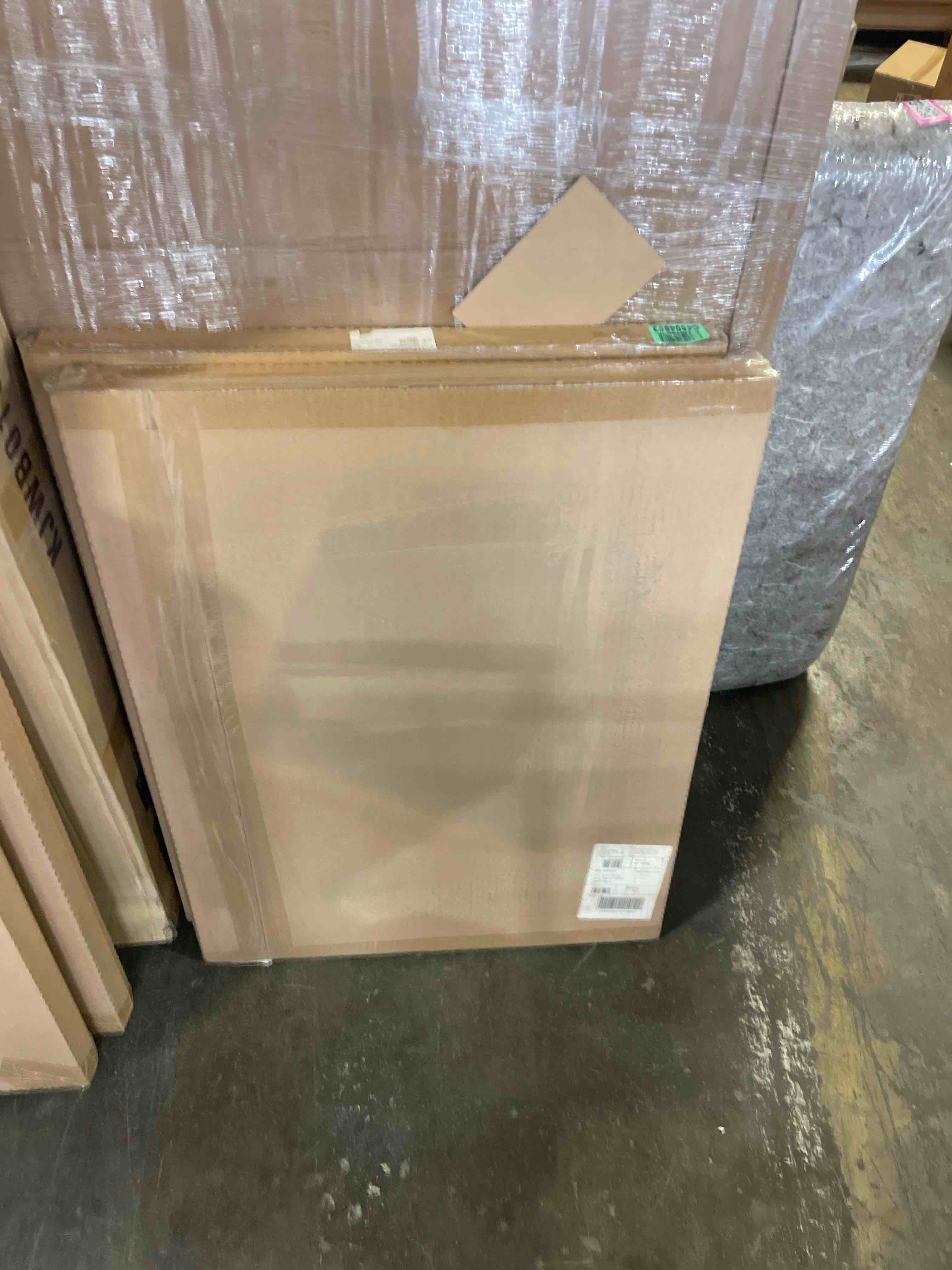 Condition photo showing New/Like New for snow drift gallery wrapped canvas