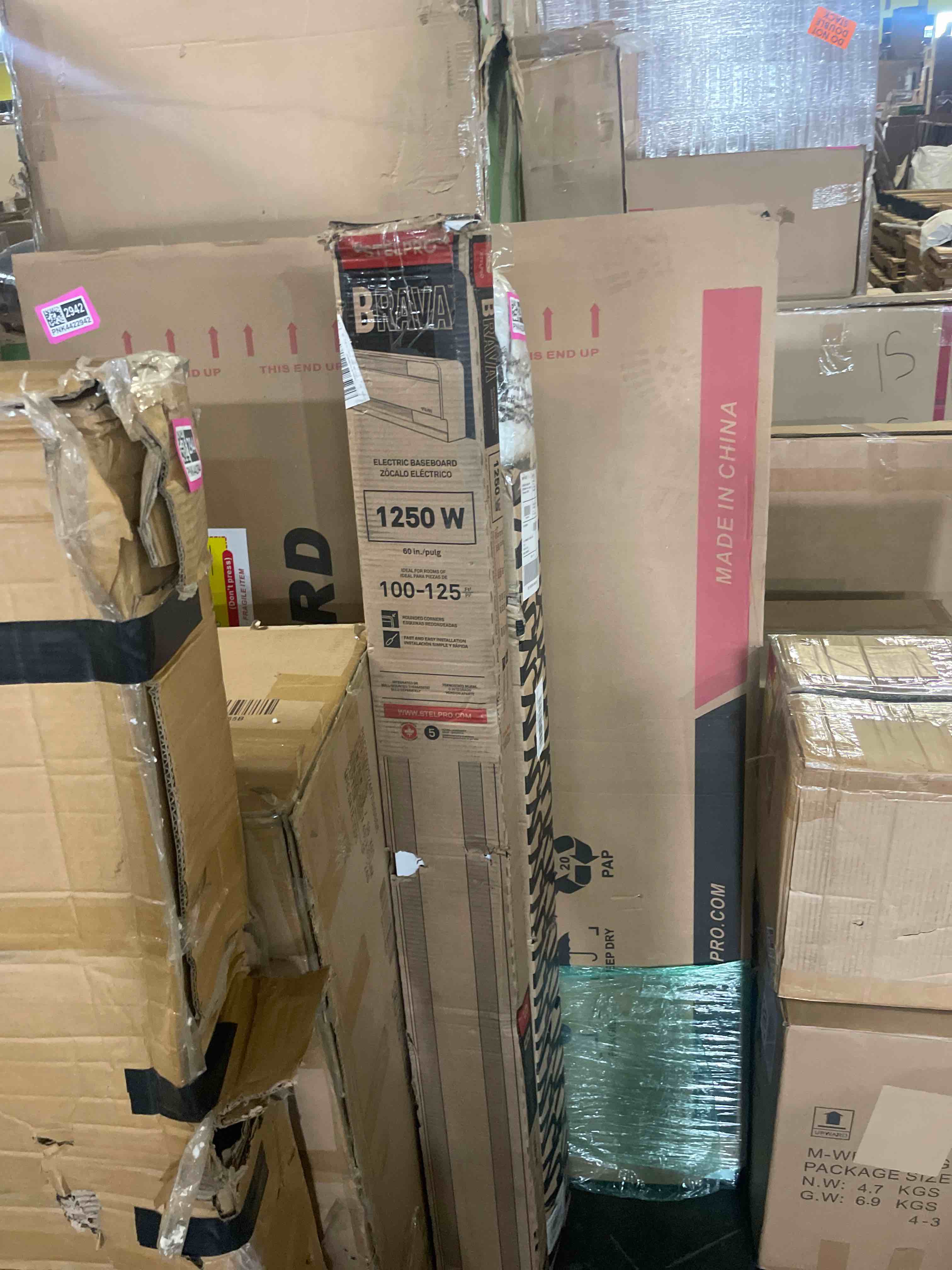 Condition photo showing Good Condition for stelpro brava electric baseboard heater – 300w / 240v (225w / 208v) – 22? l × 5 7/8? h – rounded corners – durable steel convection heater for silent comfort (ab03029w) – white