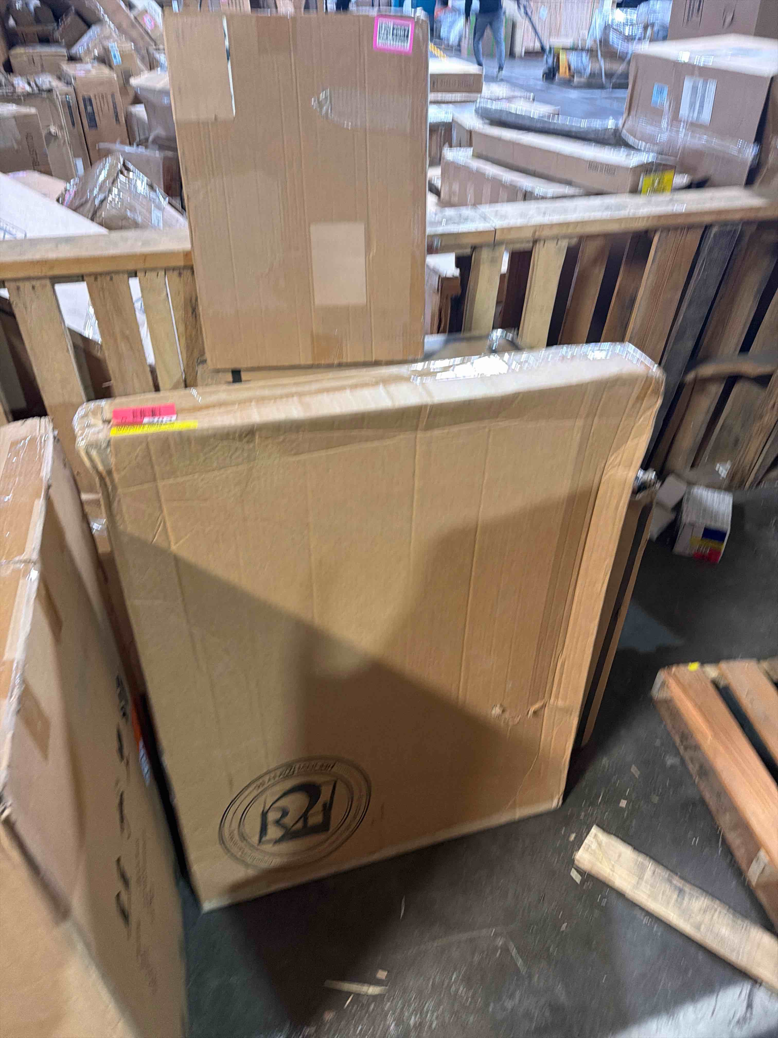 https://s3.amazonaws.com/lotting-images-prod/phillipi/PNK4422969_1776964968776.jpeg
