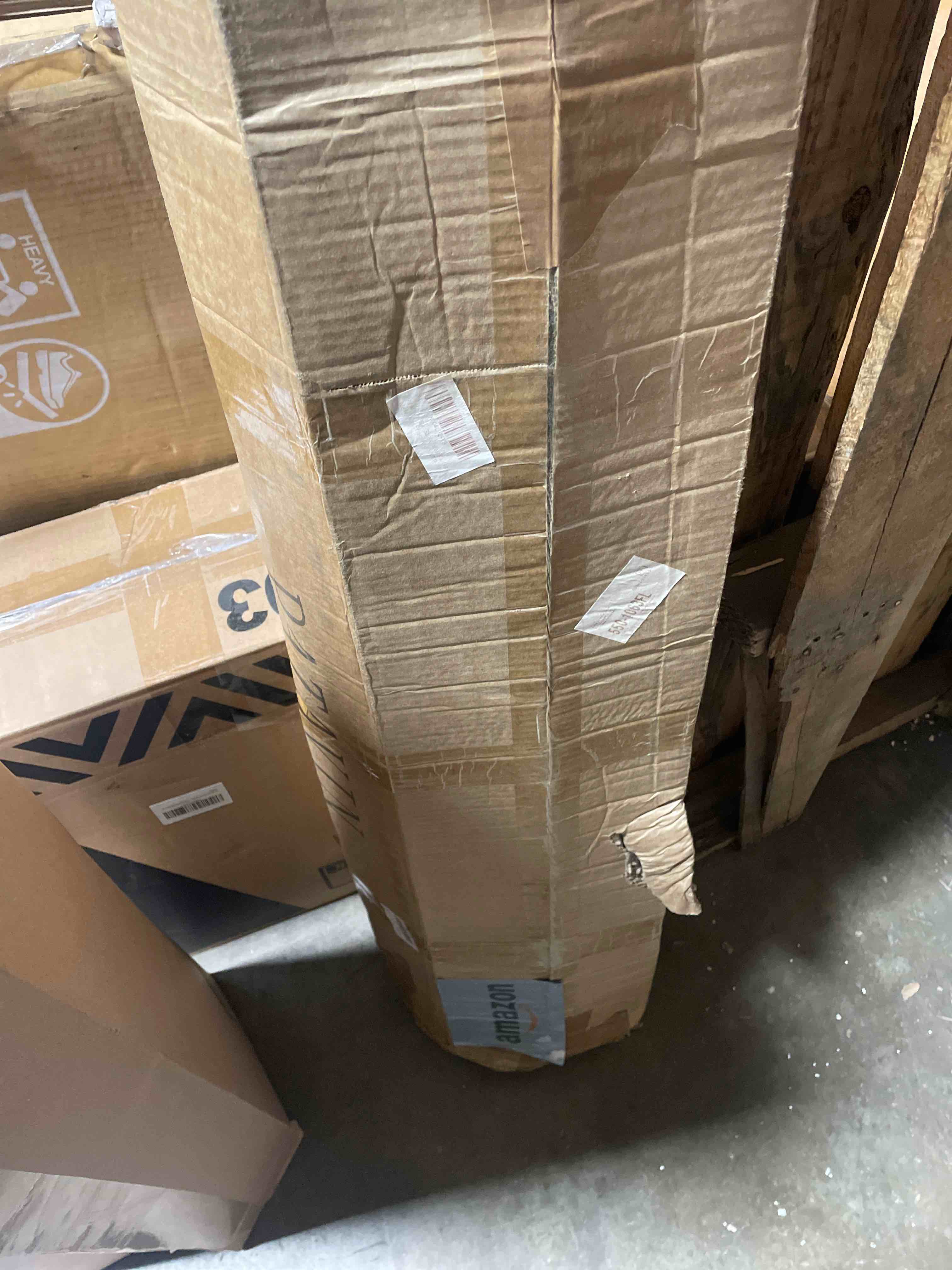 Condition photo showing Good Condition for iron stair balusters 5/8" round 44" long - 50-pack hollow wrought iron plain spindles for classic indoor staircases?satin black round plain 50 pack