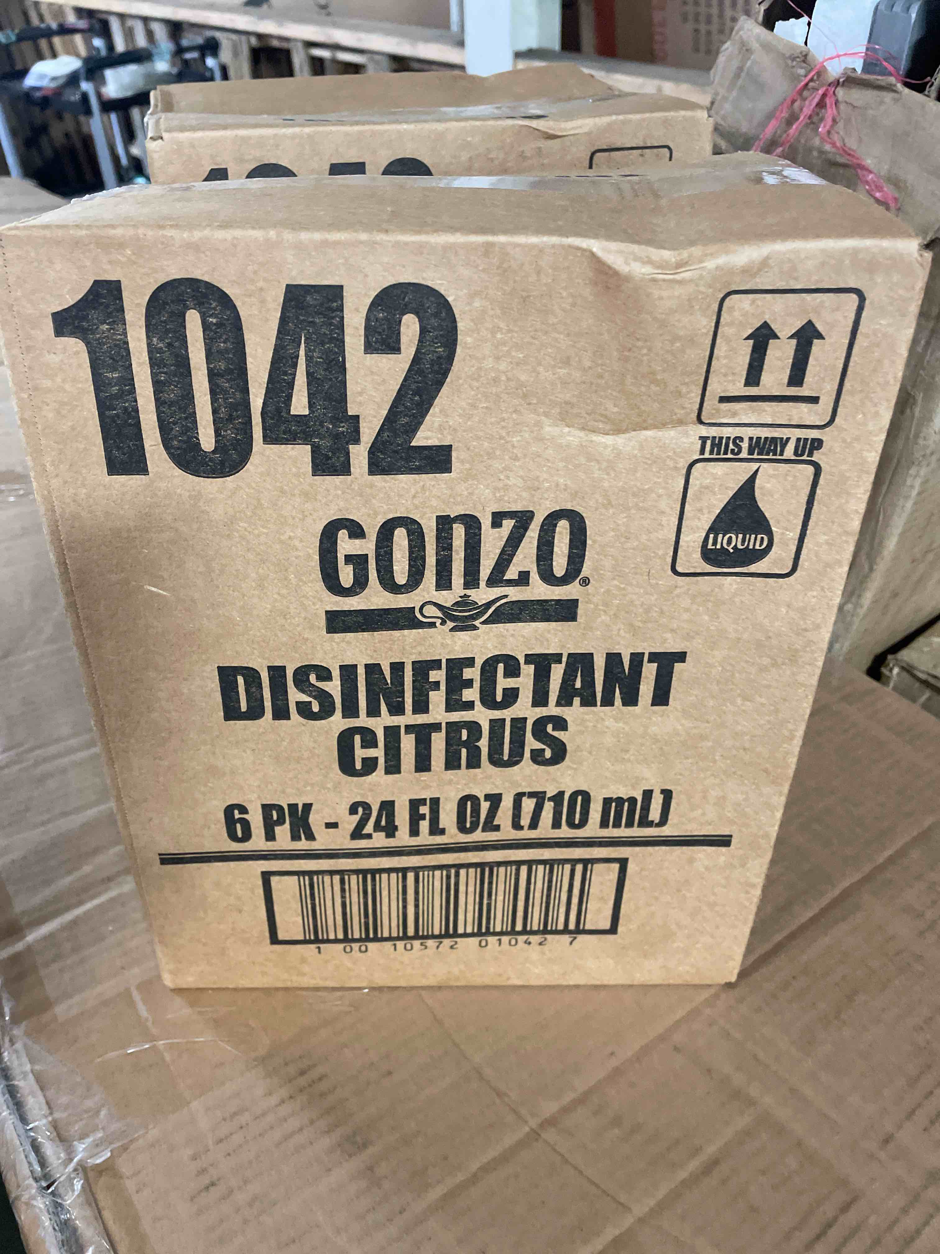 Condition photo showing New/Like New for weiman gonzo desinfectant citrus 24fl + free microfiber cleaning cloth (6 pack)