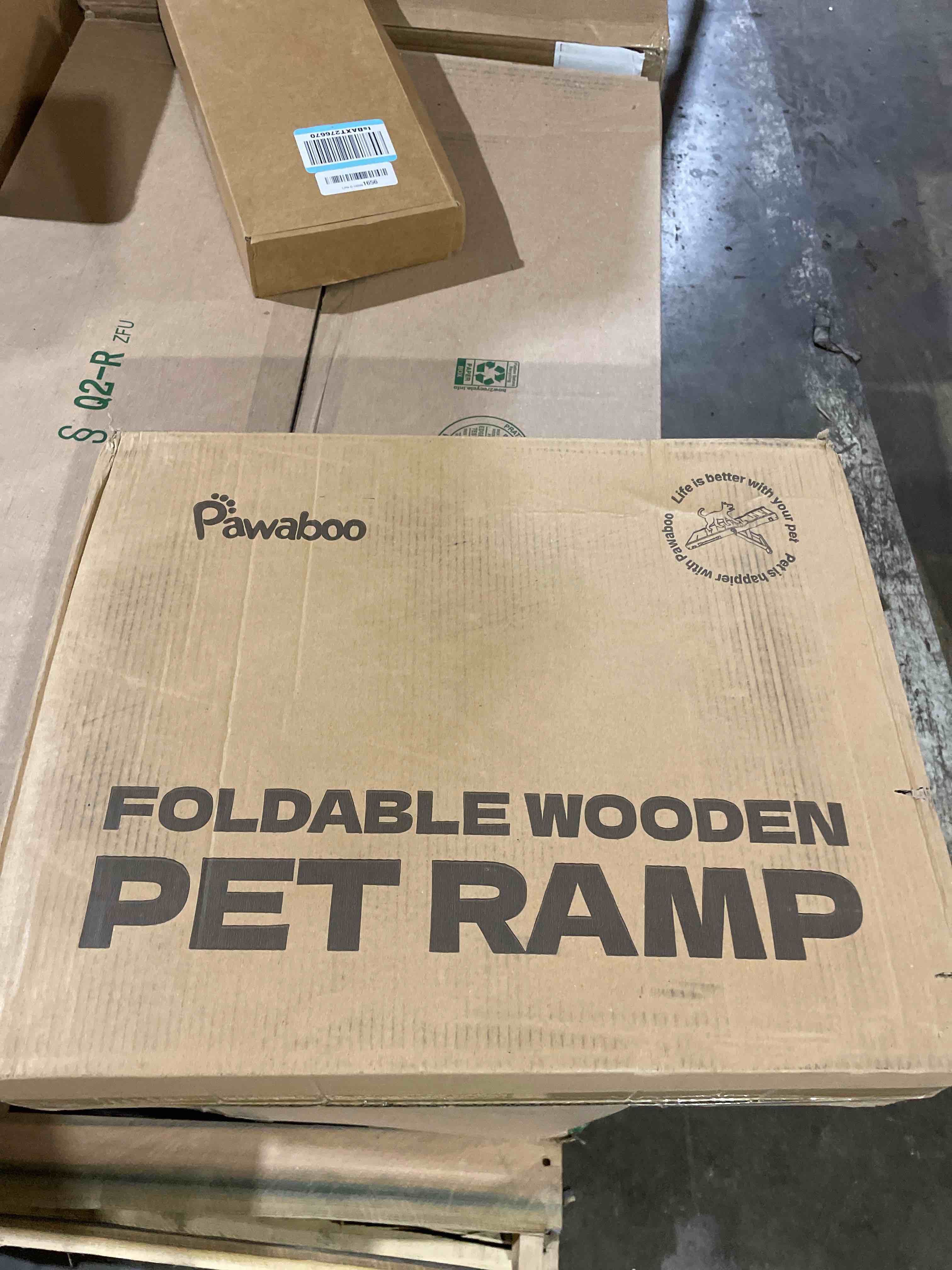 Condition photo showing New/Like New for 2026 upgraded dog ramp for couch, foldable small dog ramp for sofa, 4 adjustable height from 13'' to 21", portable stable pet steps with non-slip pad, pet ramps use for sofa couch stairs a-wood color 80×30cm-for couch