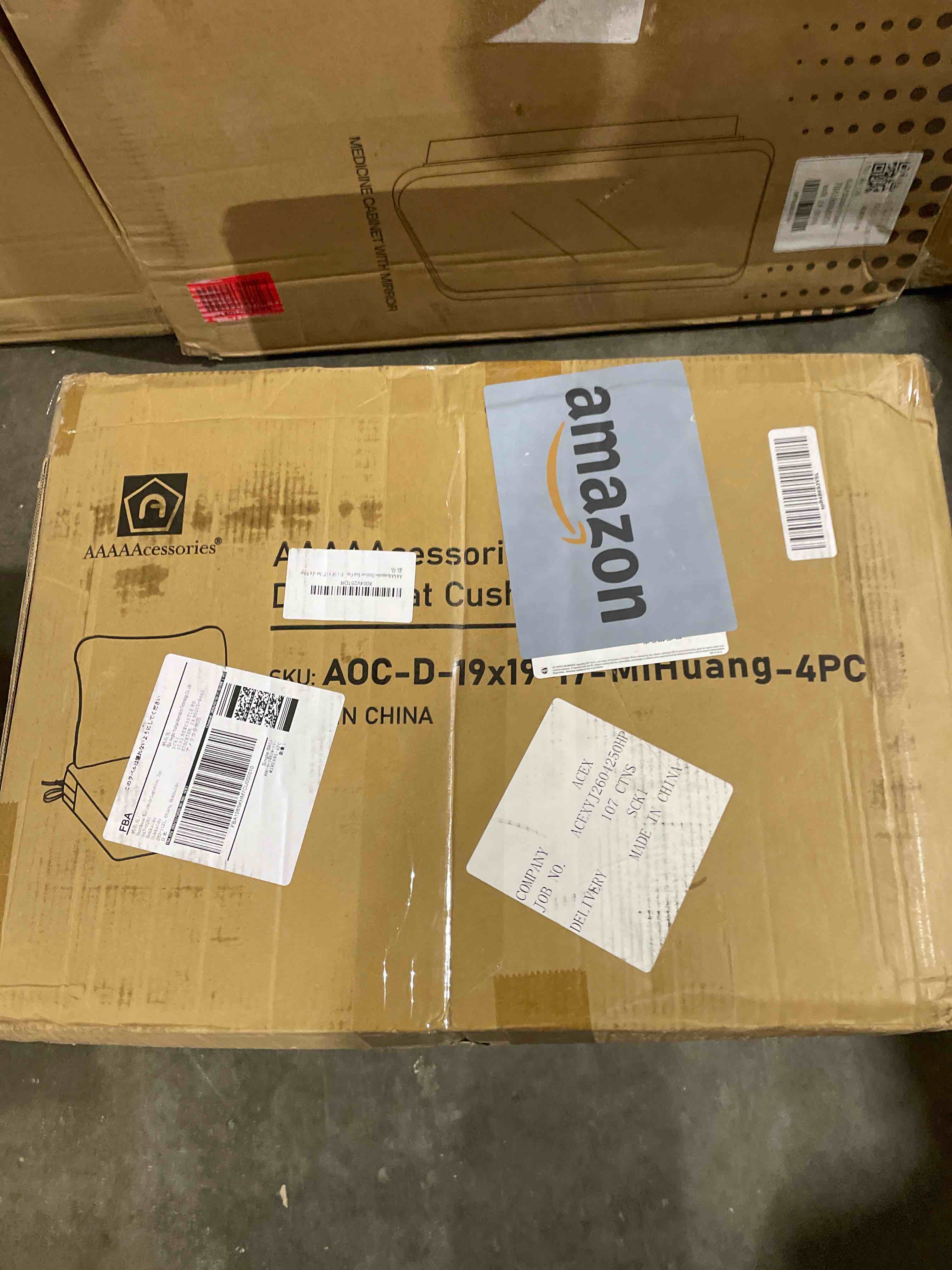 Condition photo showing New/Like New for aaaaacessories outdoor seat cushions for chairs, fade-resistant, waterproof patio furniture replacement cushions, 19" x 19" x 3" + 19" x 17", set of 4, beige beige 19"x19"x3" / 19"x17"