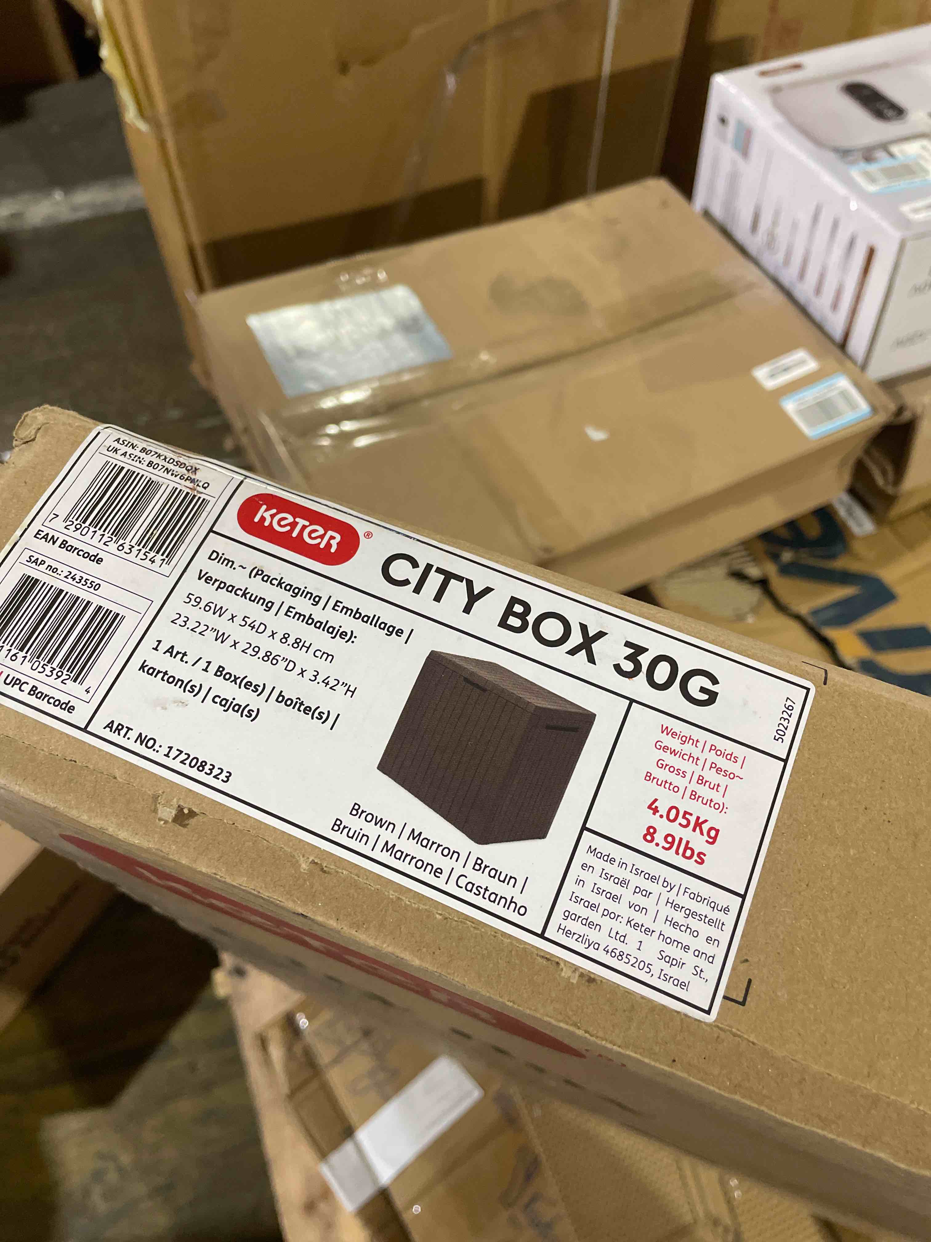 Condition photo showing New/Like New for keter city box 30 gallon durable resin outdoor deck box storage organization brown