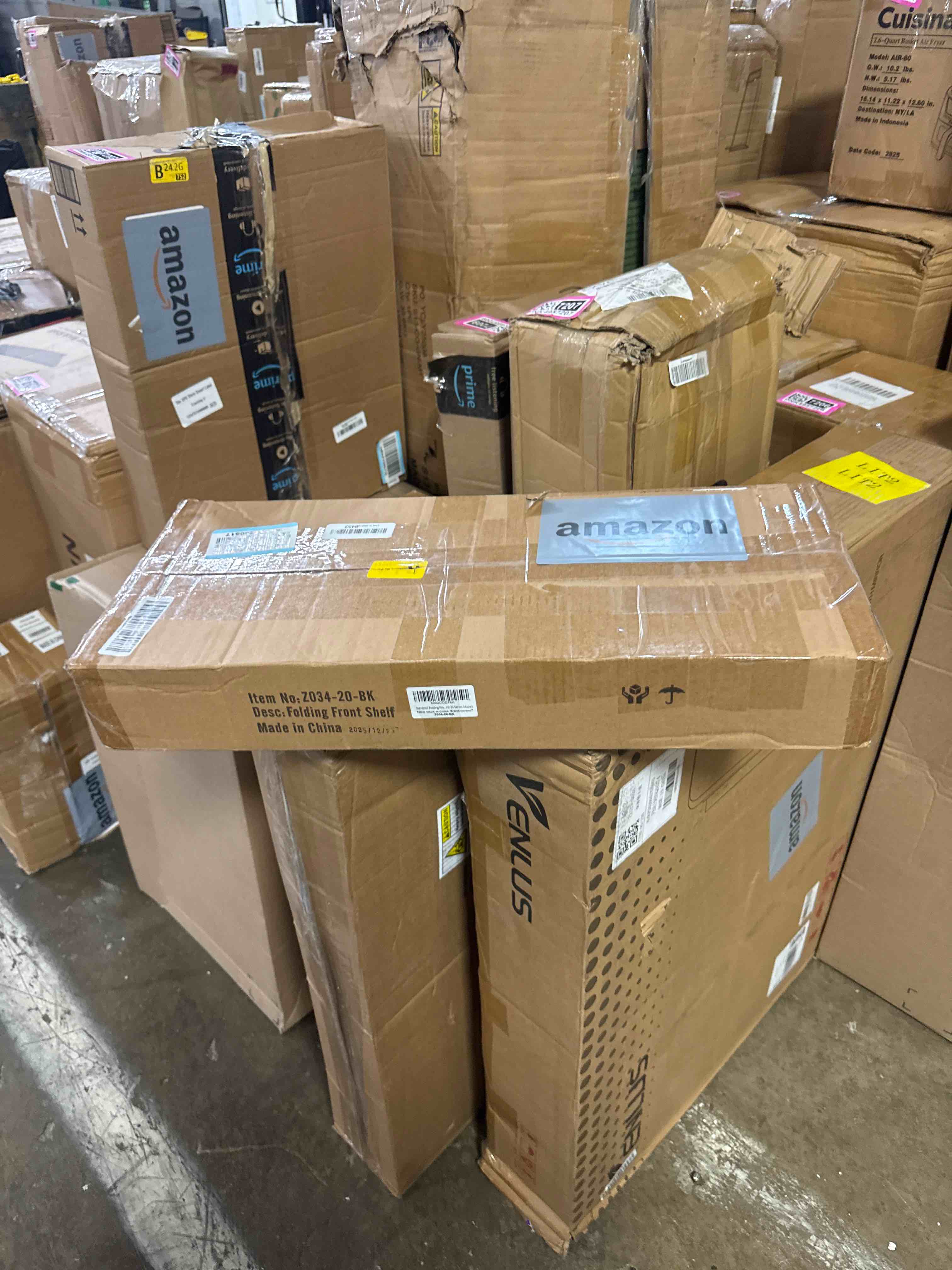Condition photo showing New/Like New for stanbroil folding front shelf for traeger 20 series, tailgater, renegade pellet grills, grill accessories for traeger bac361 folding shelf, black 23"