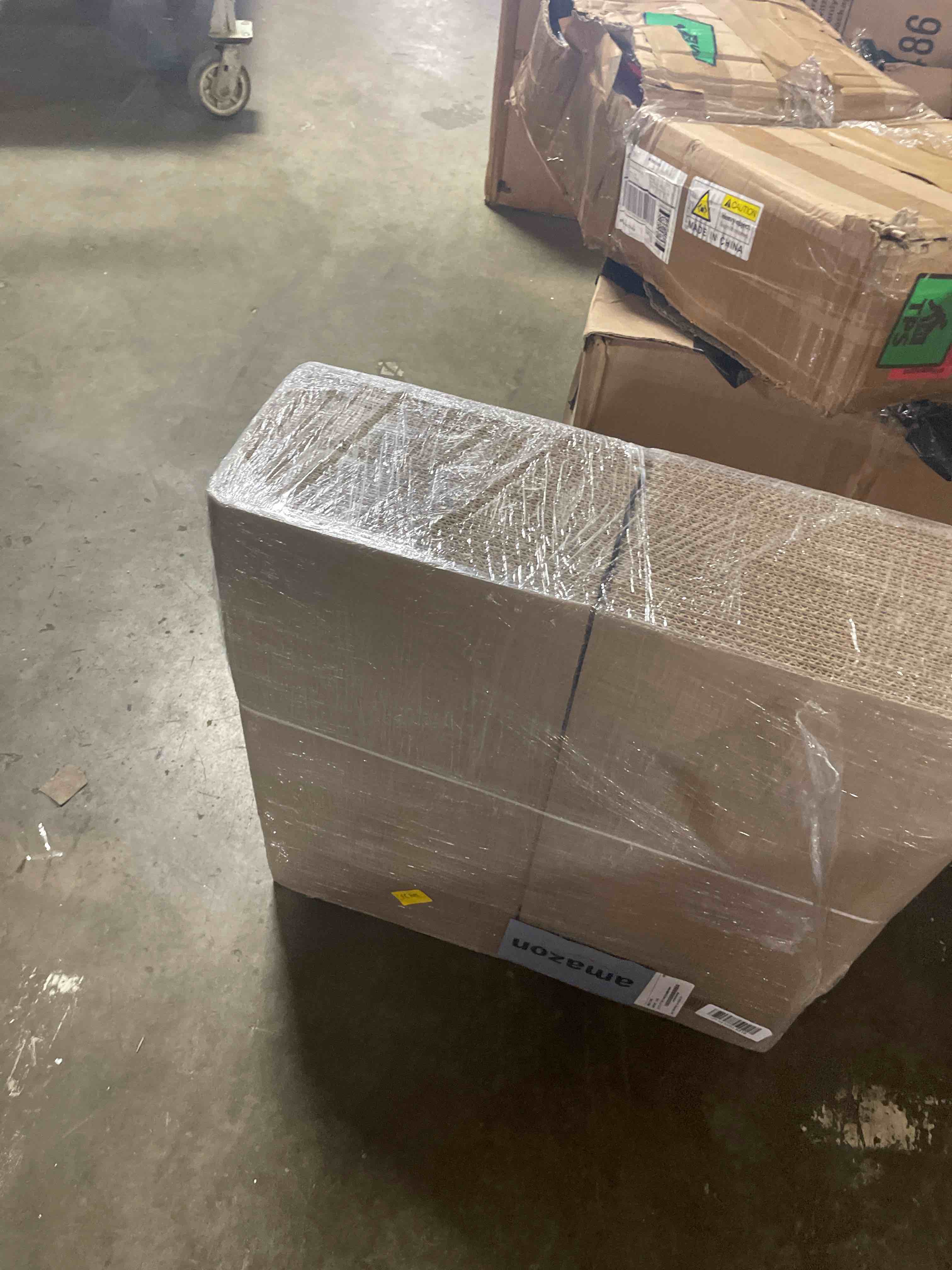 Condition photo showing New/Like New for amazon basics cardboard moving boxes for packing and shipping, medium size, 18" x 14" x 12", brown, 20-pack medium, 20-pack