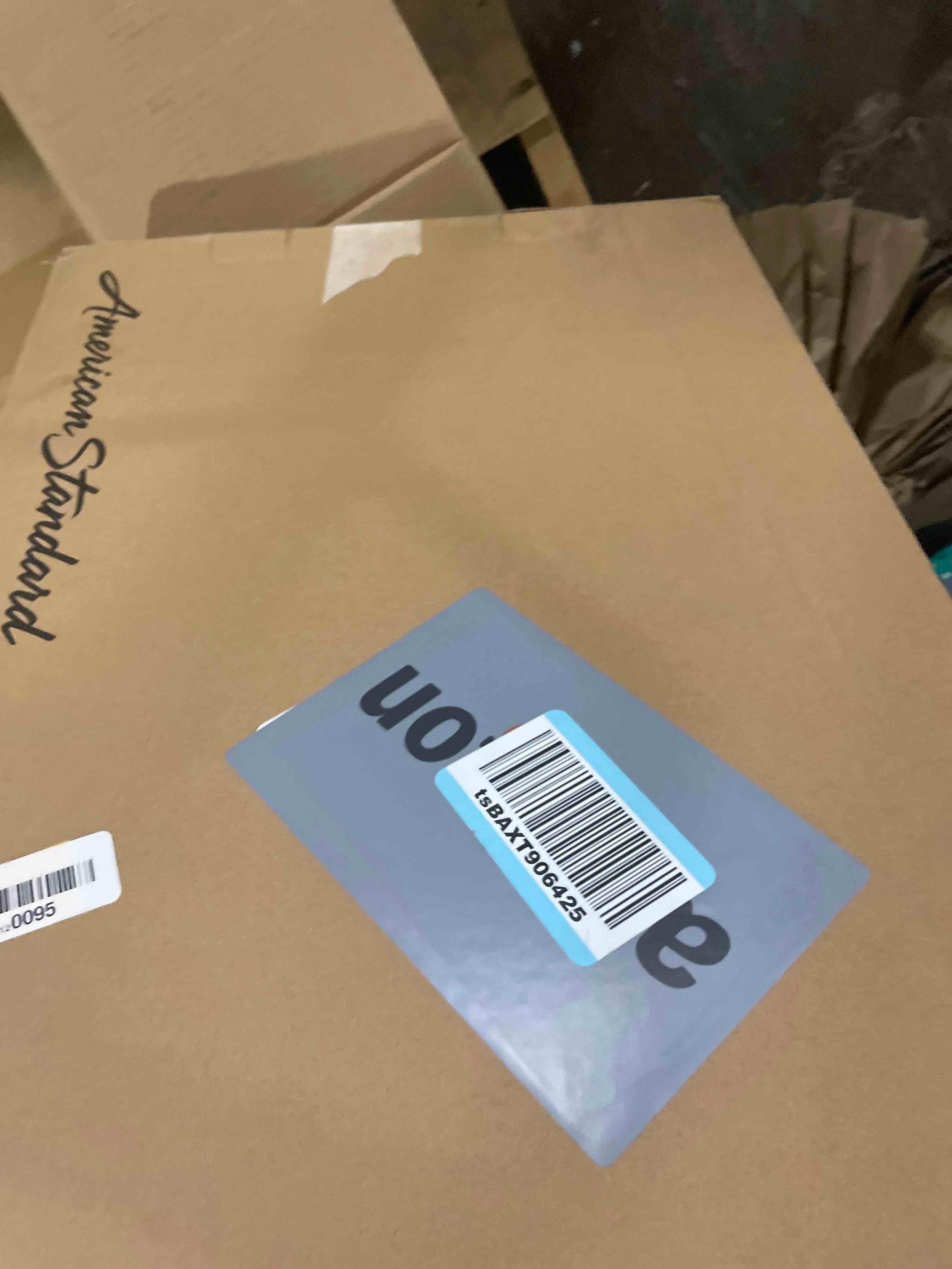 Condition photo showing New/Like New for american standard 5503a00b.020 transitional elongated toilet seat soft close, white elongated front