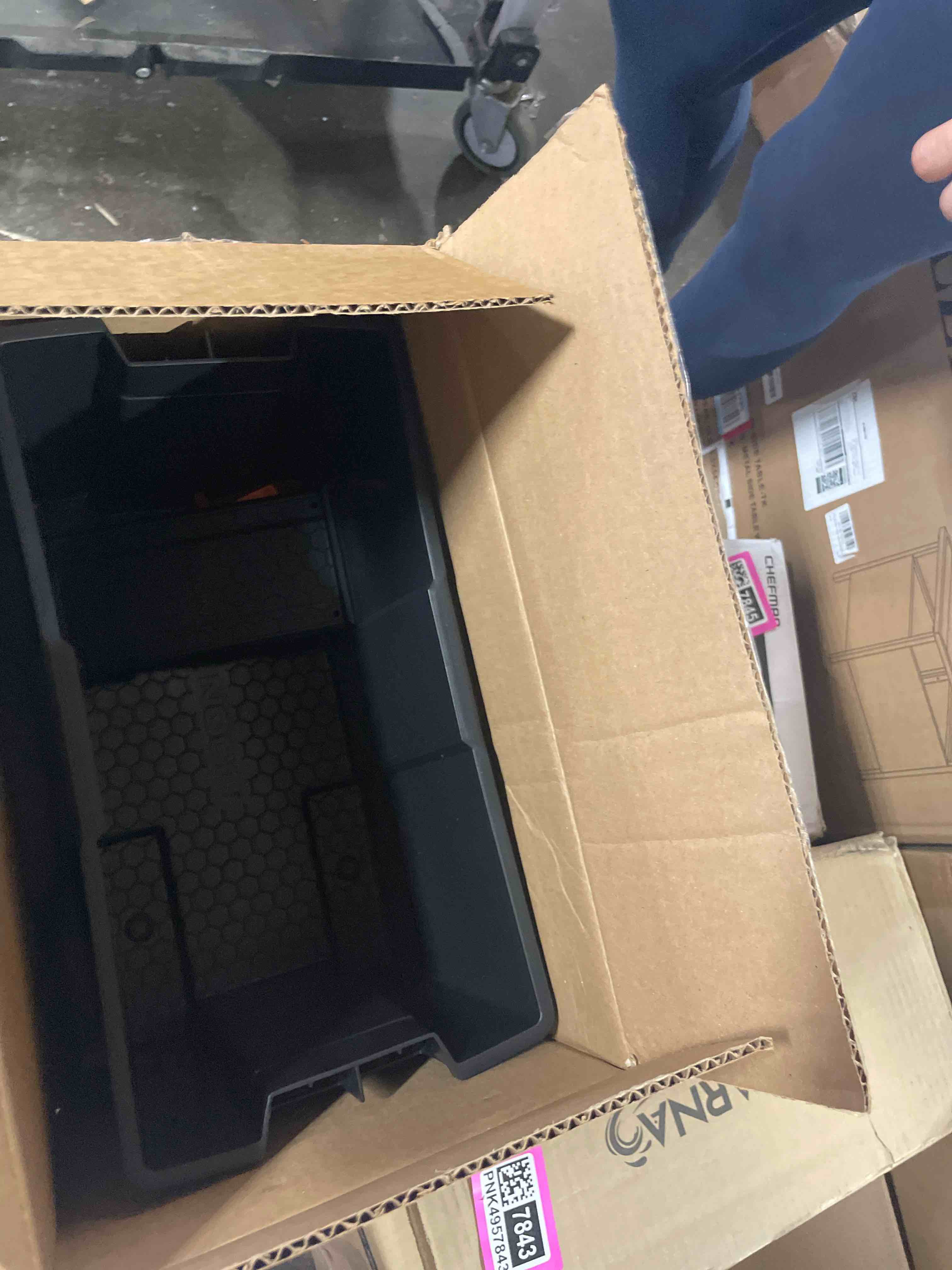 Condition photo showing New/Like New for arcon battery container 13034, fits group 24 batteries, strap style box, black, polypropylene, vented, with box/lid/strap/mounting brackets/stainless screws