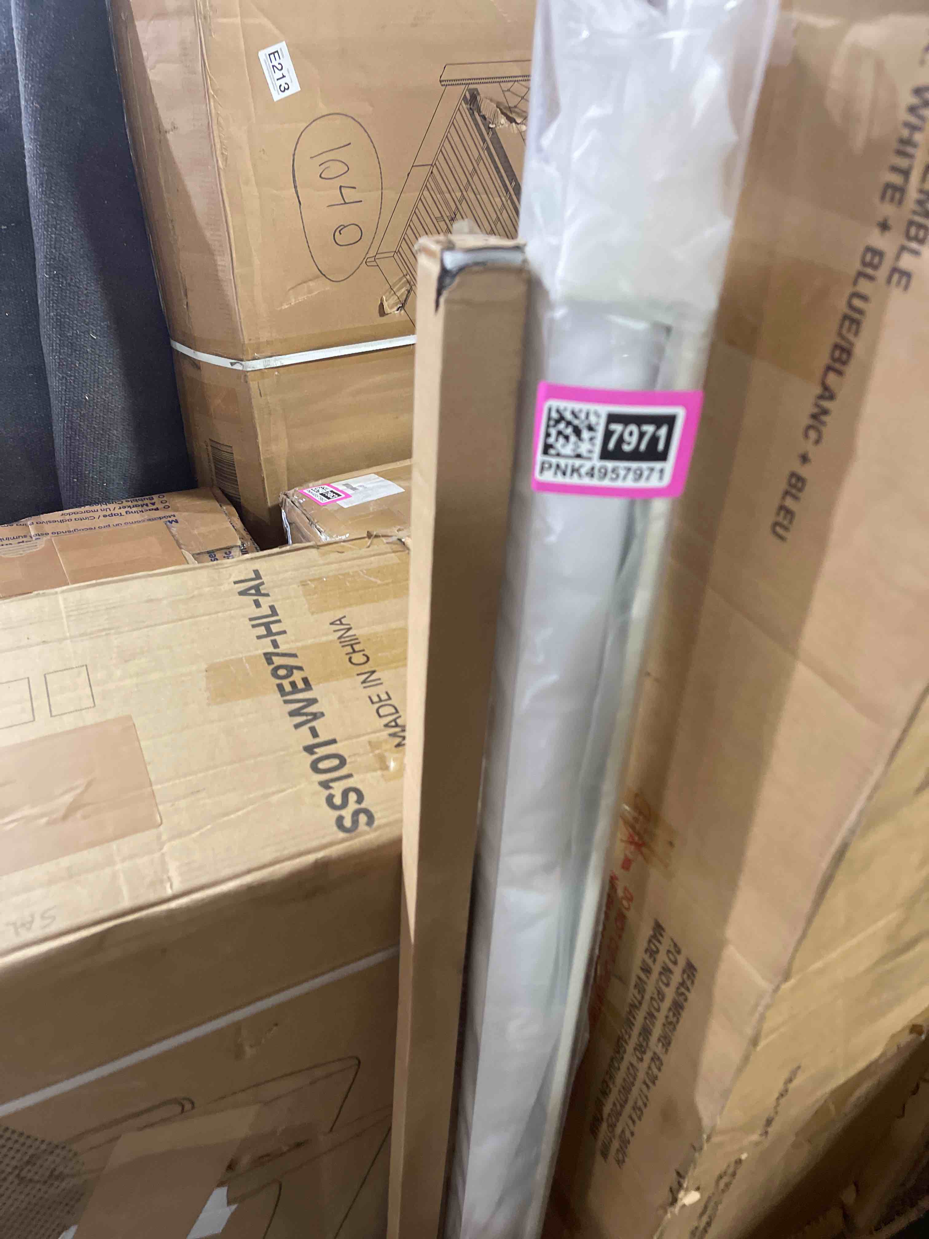 Condition photo showing New/Like New for amazer spring tension shower curtain rod, 54-90 inches rust-resistance tension curtain rod bathroom rod, adjustable shower curtain rod no drill, bronze 54-90 inches bronze