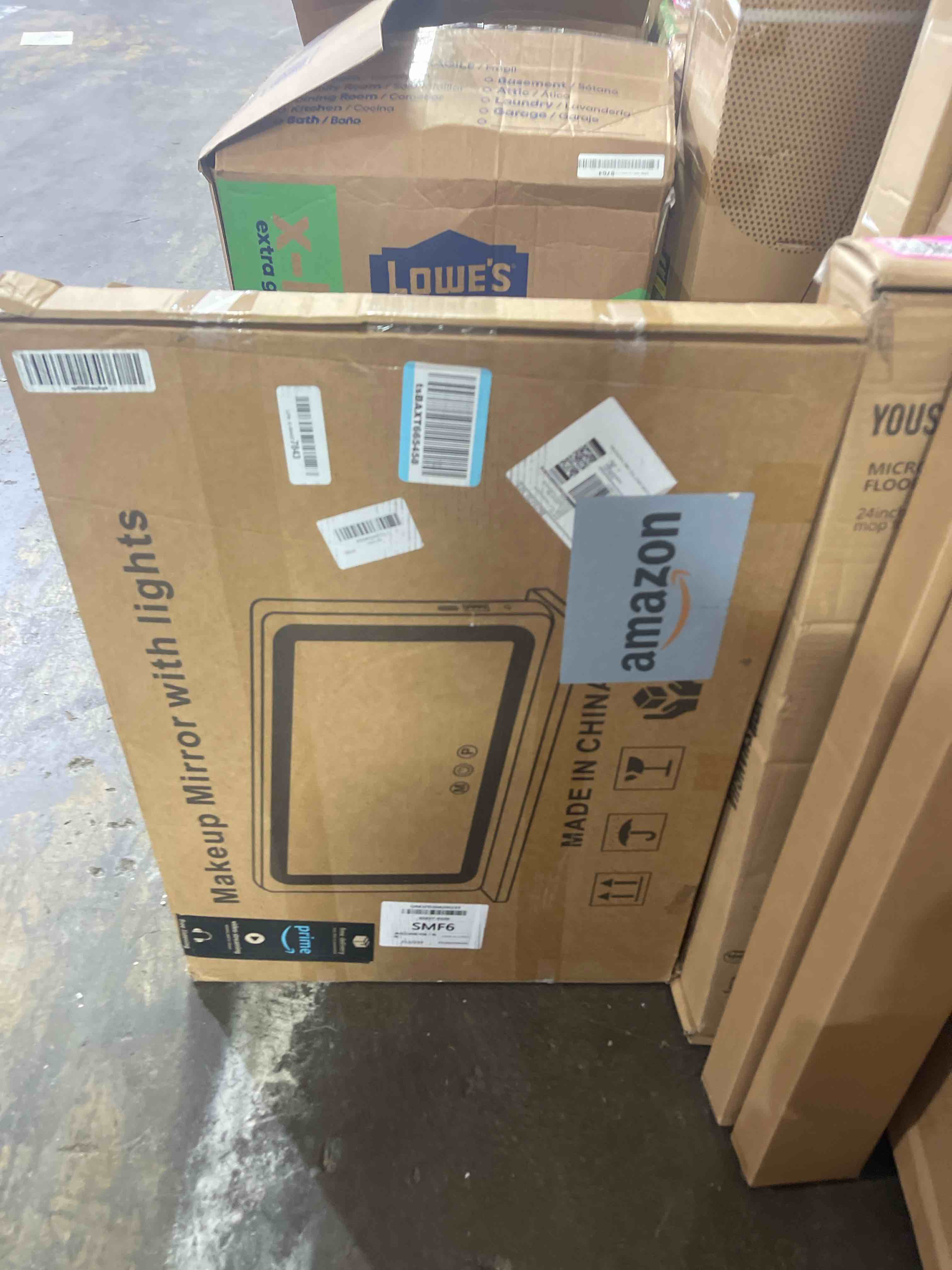 Condition photo showing New/Like New for ratsamee 23"x18" black vanity mirror with lights, led makeup mirror, lighted makeup mirror with 3 color dimmable lights, smart touch screen control, aluminum metal frame,usb charging port black 23"l x 18"w