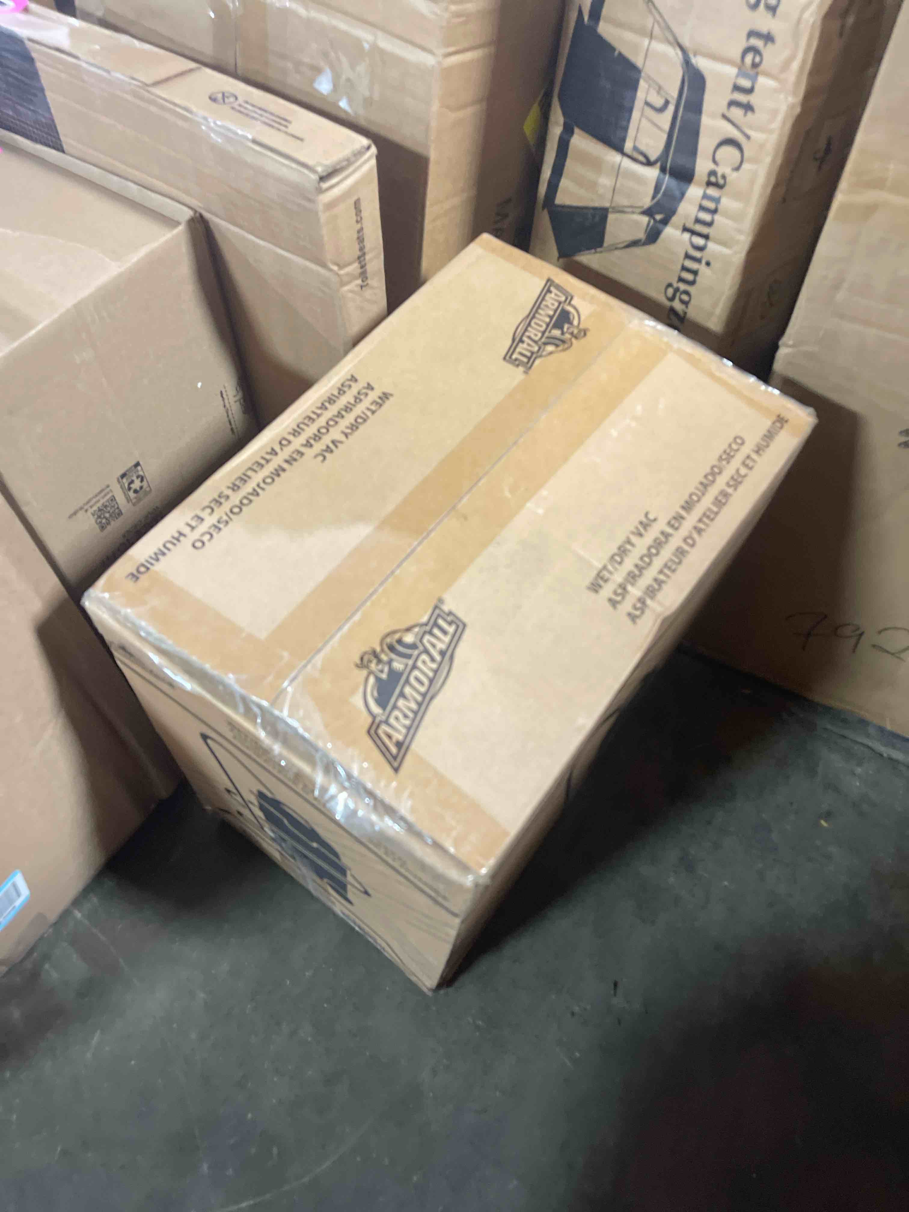 Condition photo showing New/Like New for armor all aa255w wet/dry utility vac 2.5 gallon, 2.5-gallon,120 volts (ac), orange/black update 2.5 gal