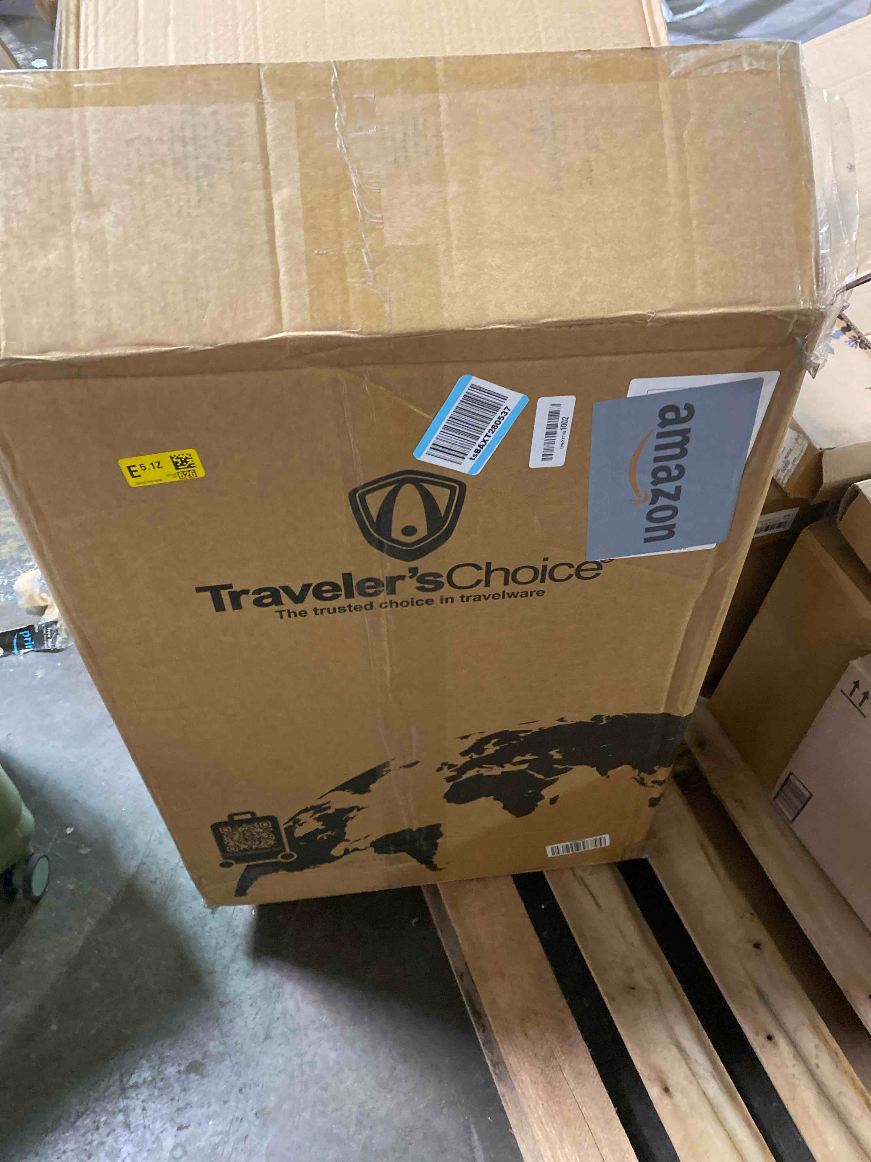 Condition photo showing New/Like New for traveler's choice edinburgh ii hardside spinner luggage, tsa lock, green, 25" medium
