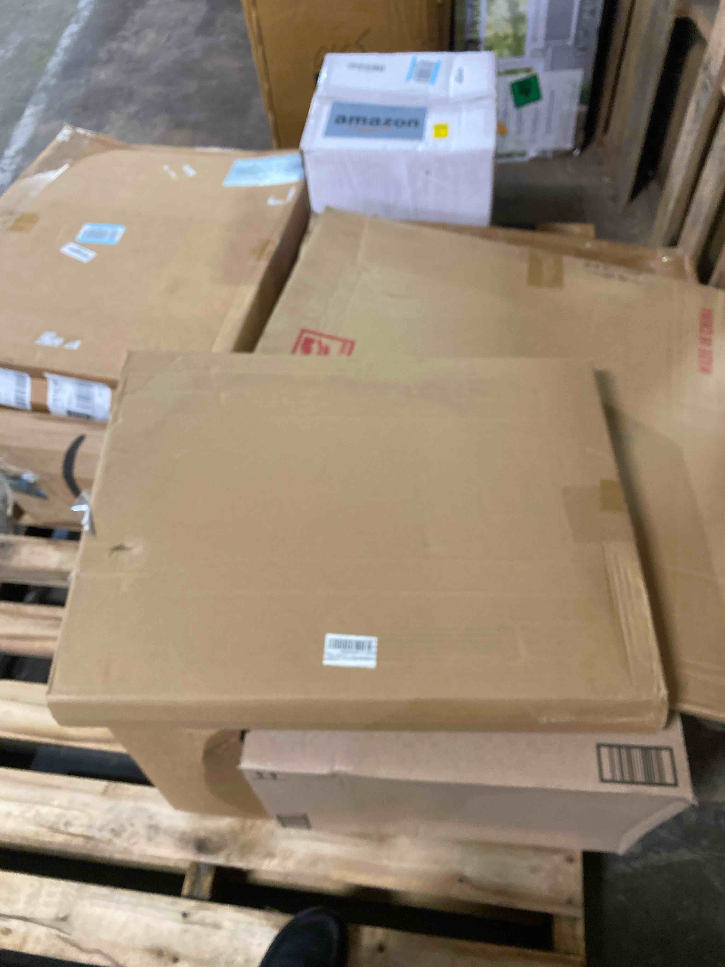 Condition photo showing New/Like New for collapsible bbq prep tubs with titanium cutting board, large-capacity?5.3gal/20l?barbecue utensils, with locking lid, strong sealing and leak-proof design. suitable for kitchen and outdoor. black 22.8"l x 1.8"w