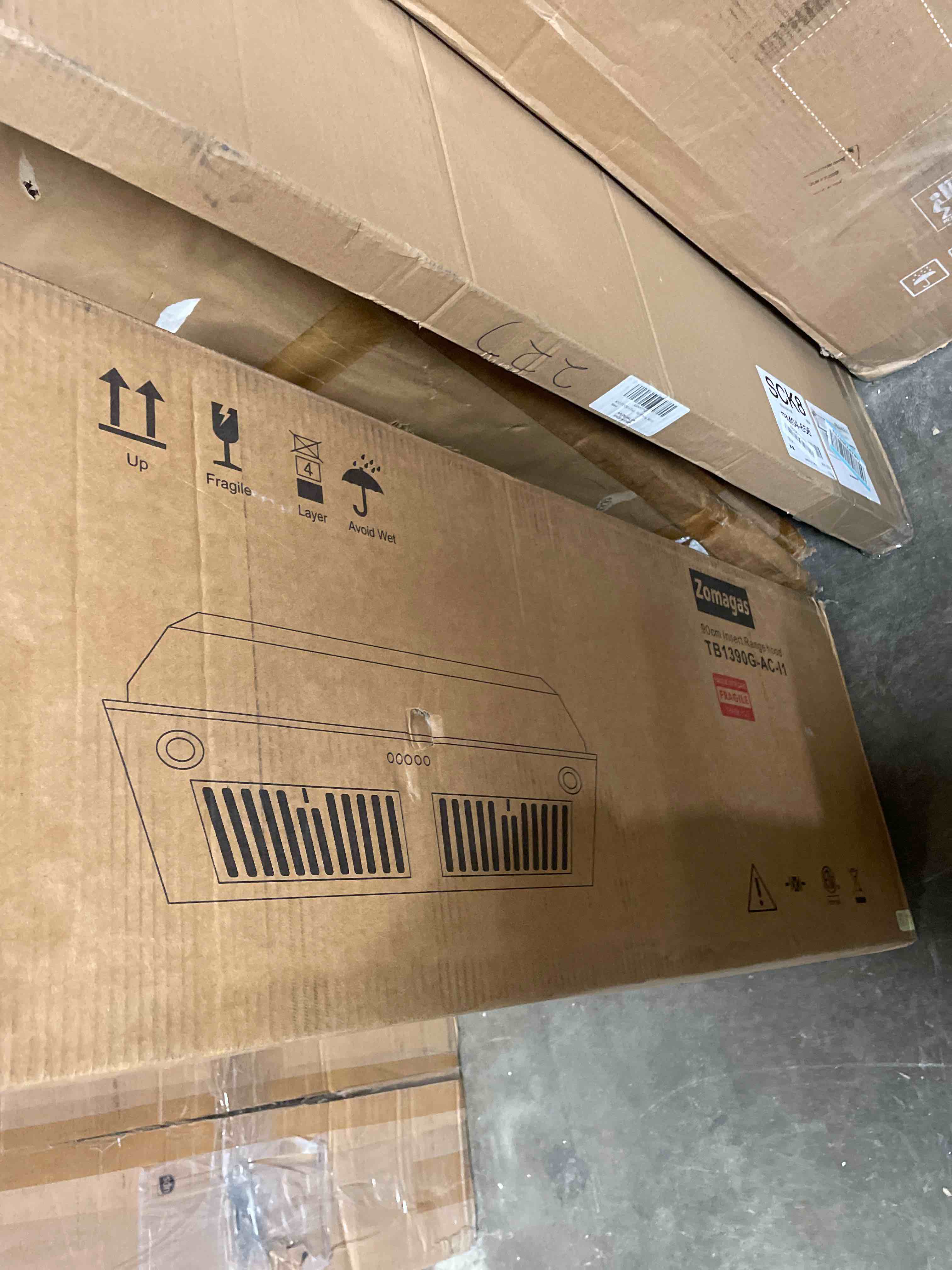 Condition photo showing Good Condition for range hood insert 36 inch, stainless steel range hood 700 cfm, ductless/ducted convertible kitchen vent hood w/push button control, 3-speed fan