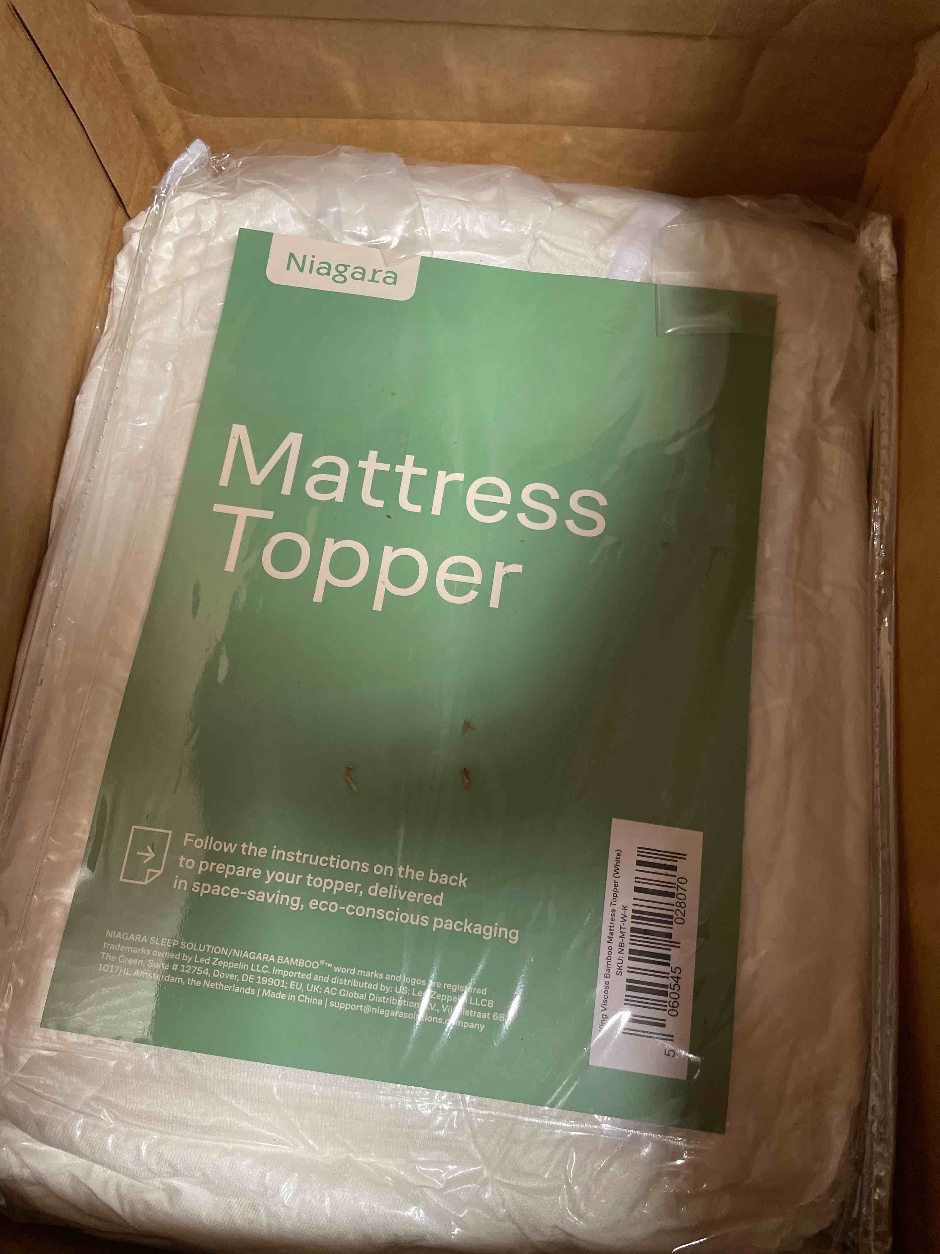 Condition photo showing New/Like New for niagara sleep solution ultra soft & cooling mattress topper | king size