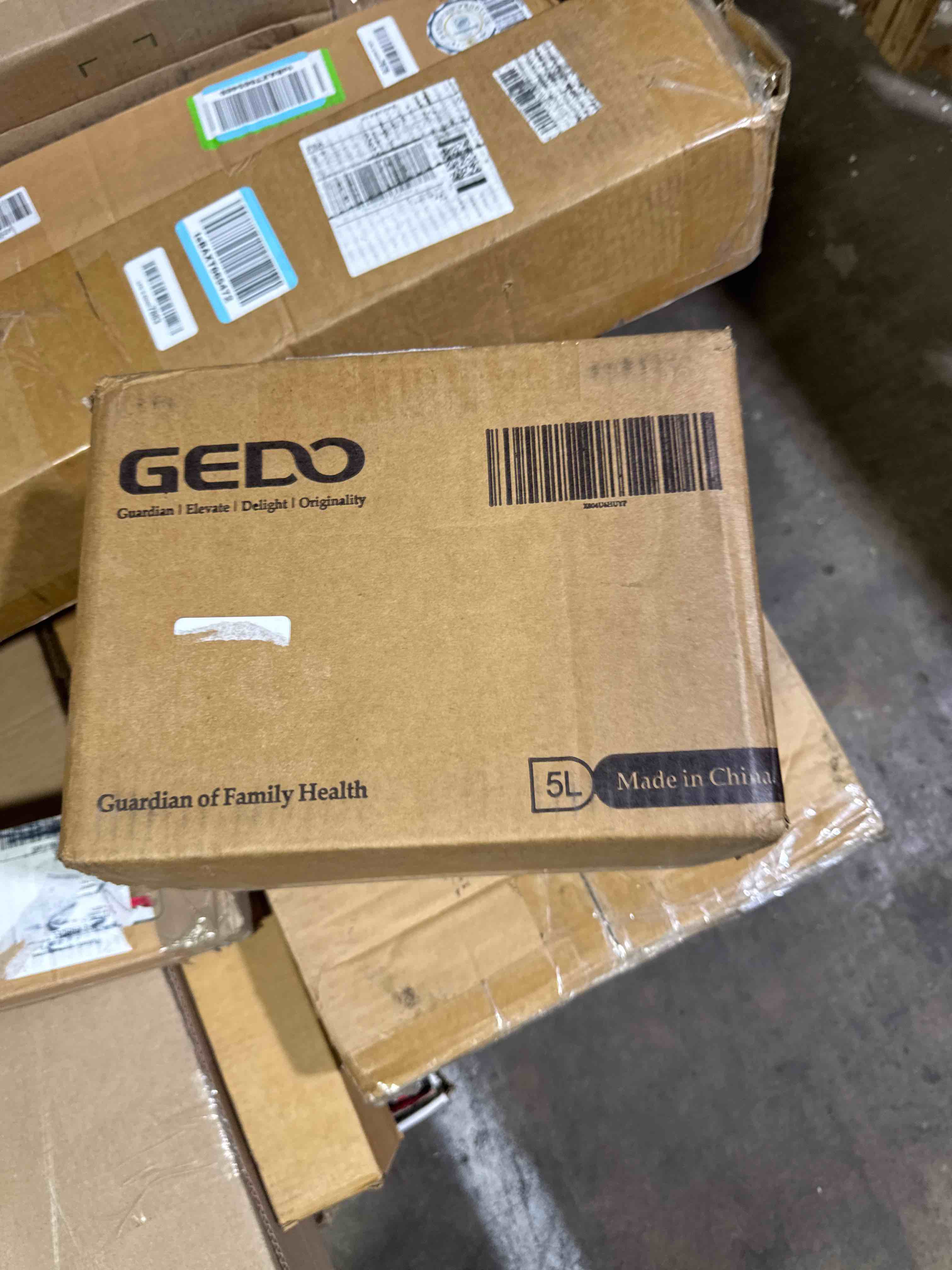 Condition photo showing New/Like New for gedo stainless steel whistling tea kettle, 304 food grade, large capacity, stovetop kettle for gas stove and induction cooktop (5l/5.28qt) 5 liters/5.28 quarts