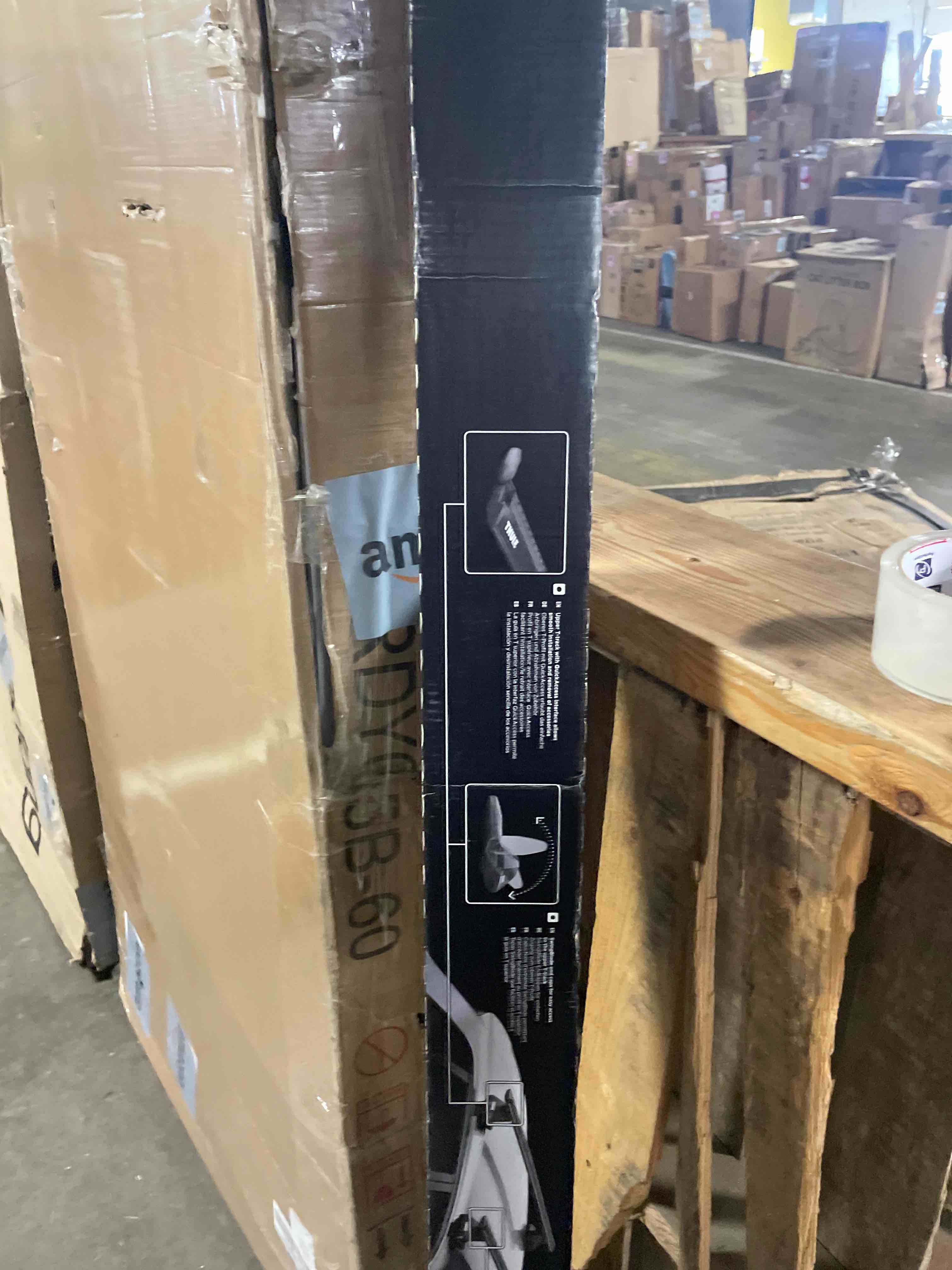 Condition photo showing Good Condition for thule aeroblade edge raised rail load bar - 1 bar