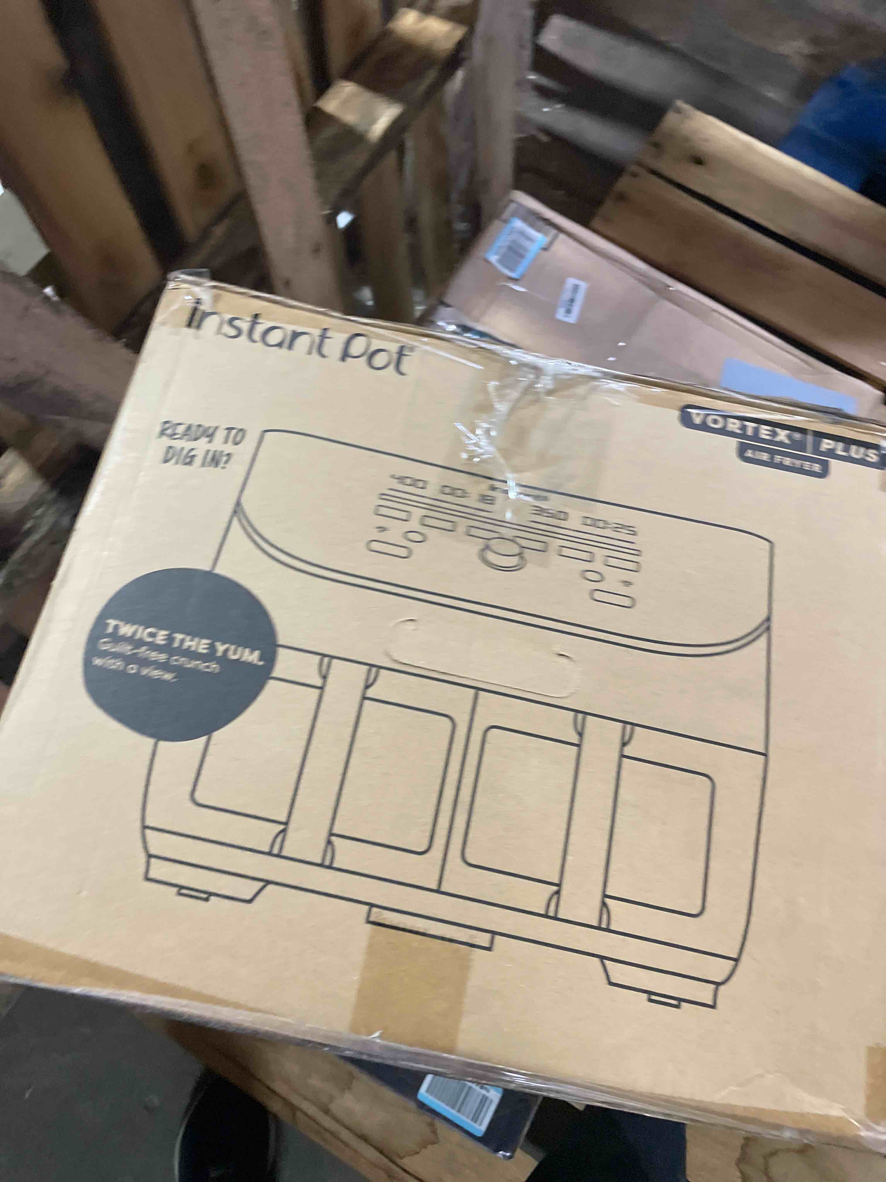 Condition photo showing Good Condition for instant pot vortex plus xl 8qt clearcook air fryer, clear windows, custom programming, 8-in-1 functions that crisps, broils, roasts, dehydrates, bakes, reheats, from the makers of instant pot, black black 8qt