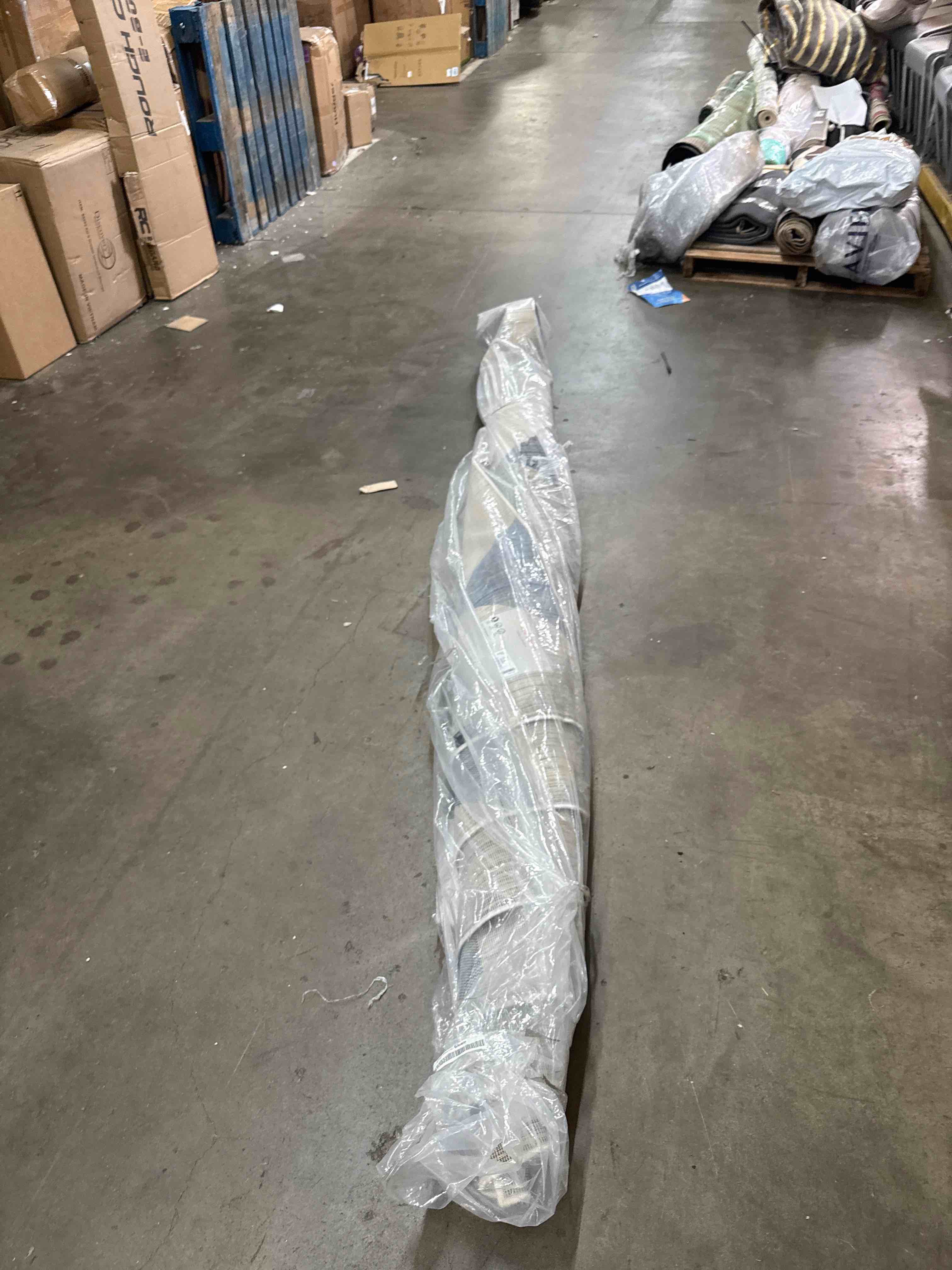 Condition photo showing New/Like New for well woven mc-66-7 alvin modern geometric rug  blue - 7 ft. 10 in. x 9 ft. 10 in.