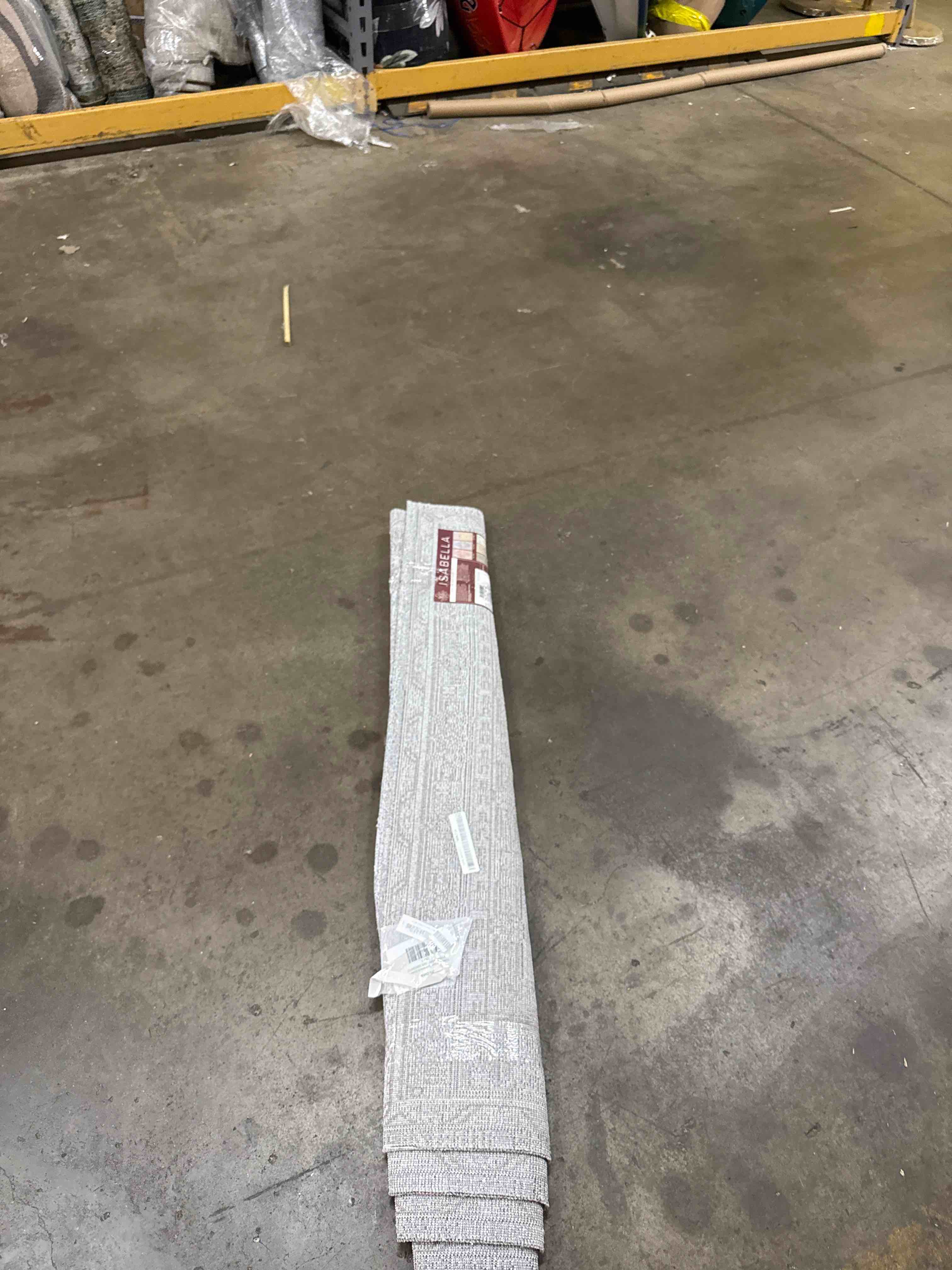 Condition photo showing New/Like New for momeni isabella traditional geometric flat weave area rug, 4 ft 0 in x 6 ft 0 in, grey grey 4 ft 0 in x 6 ft 0 in