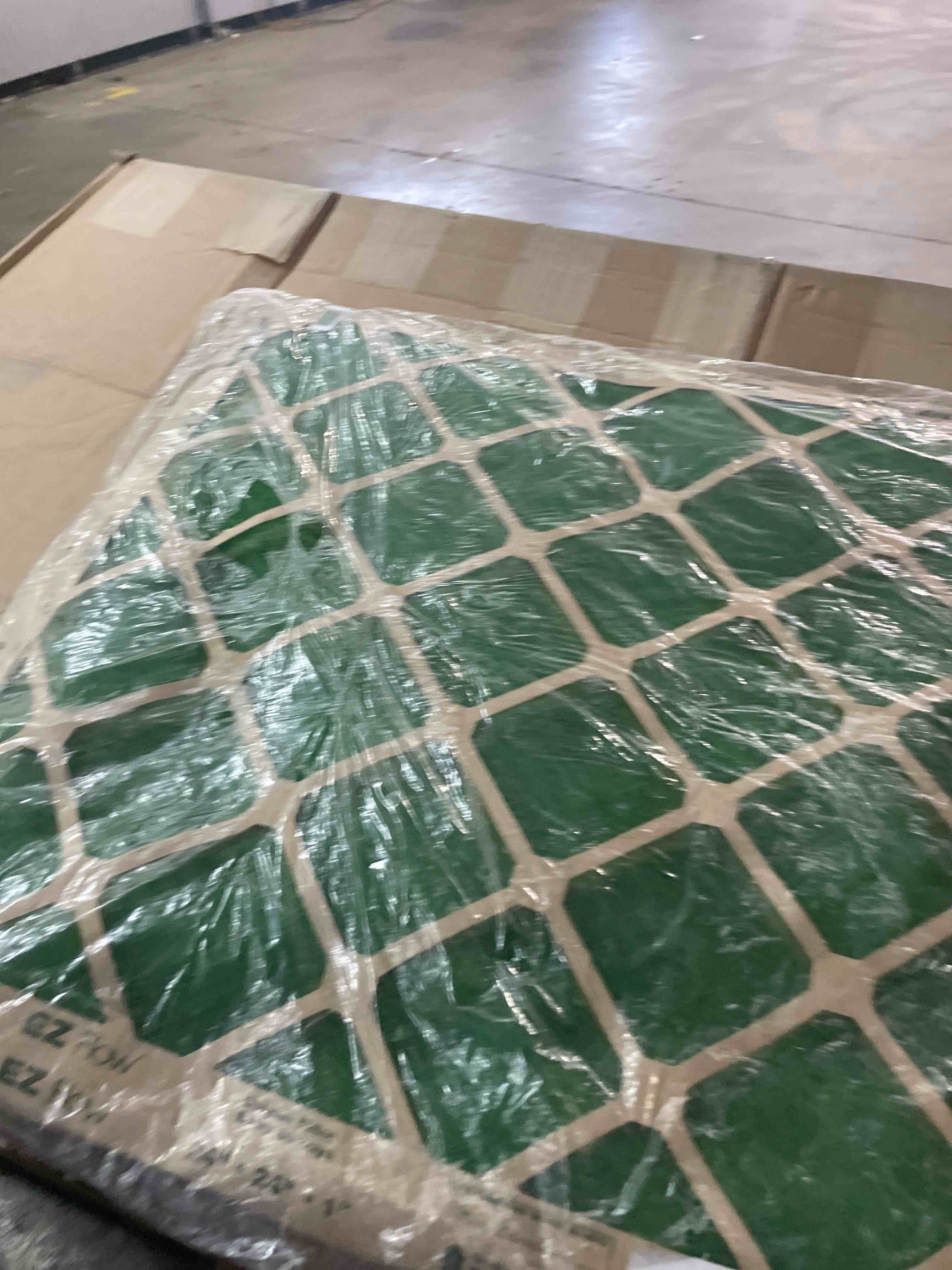 Condition photo showing New/Like New for aaf flanders (4 pack) 24x24x1 nested glass merv 1 air filter