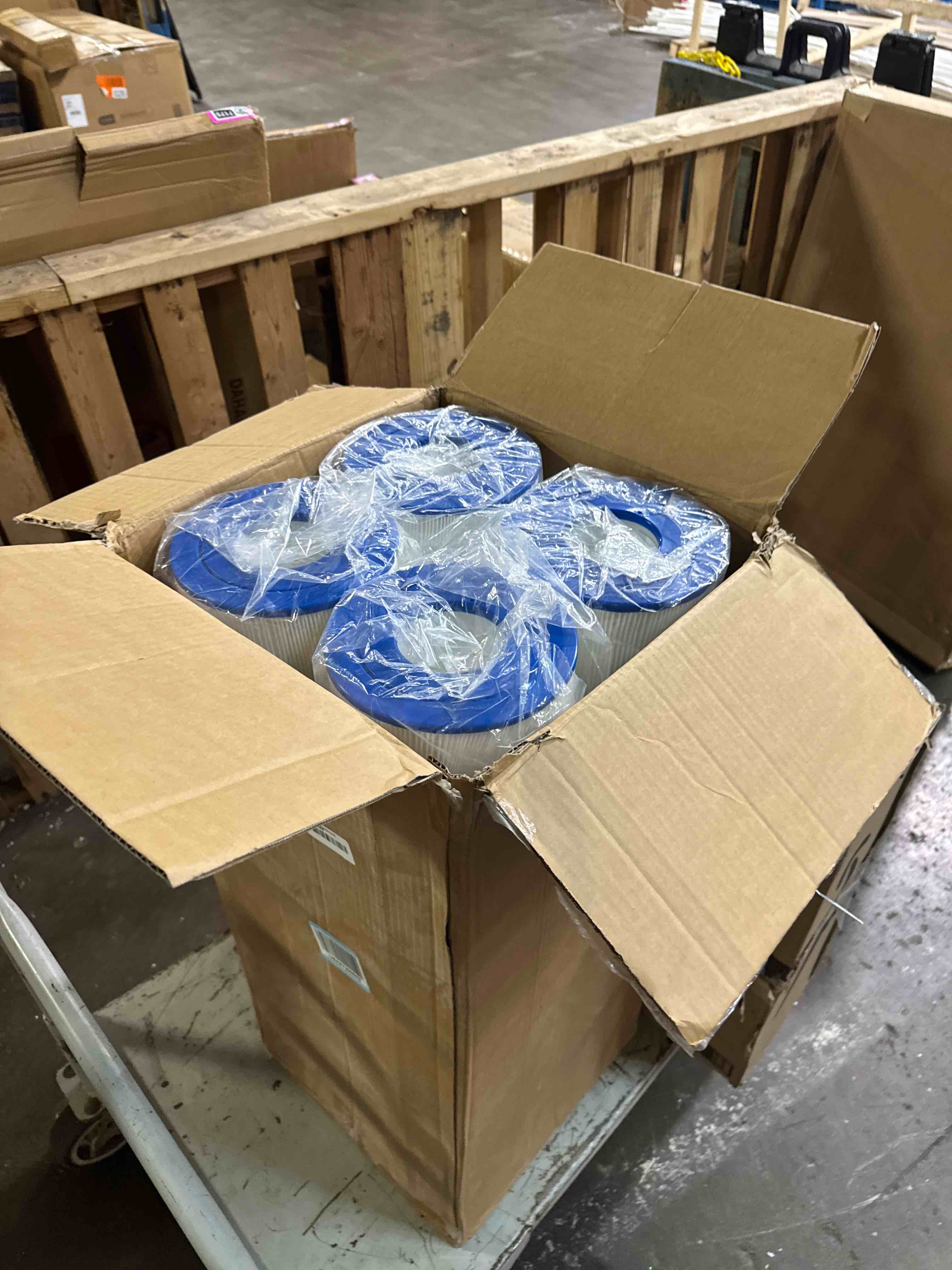 Condition photo showing New/Like New for future way ccp320 pool filter cartridges replacement for pentair clean & clear plus 320, replace pleatco pcc80-pak4, pentair r173573, 160340, 320 sq.ft, 4 pack