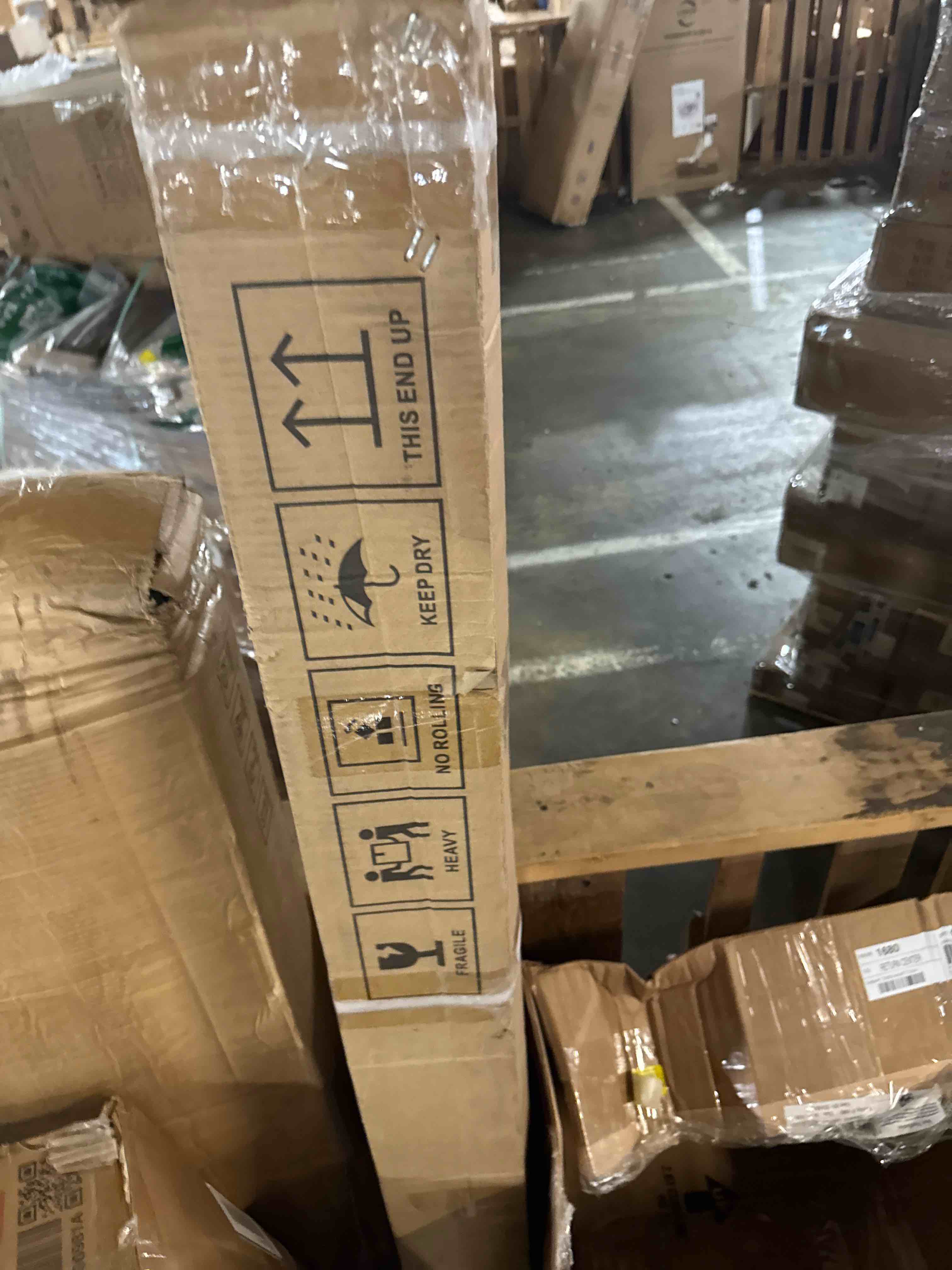 Condition photo showing New/Like New for soft roll-up truck bed tonneau cover for chevy s10 & gmc sonoma 1994-2003, isuzu hombre 1996-2000, for 6ft 72 in 73.1 in fleetside/styleside bed only 6' (72") 1994-2003