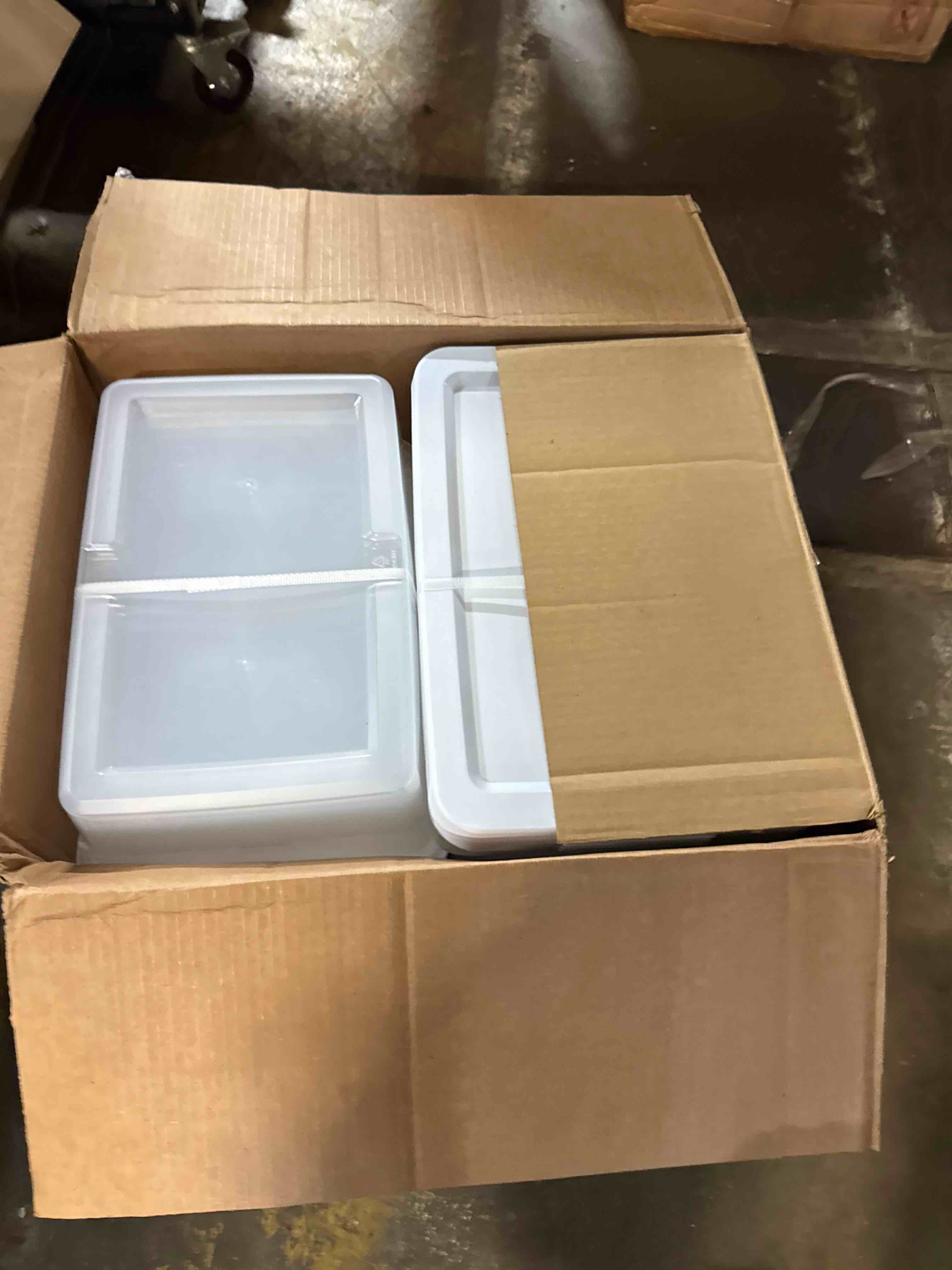 Condition photo showing New/Like New for 16 pack)(12 quart white clear plastic storage bins with snap-on lids, stackable household organizer containers