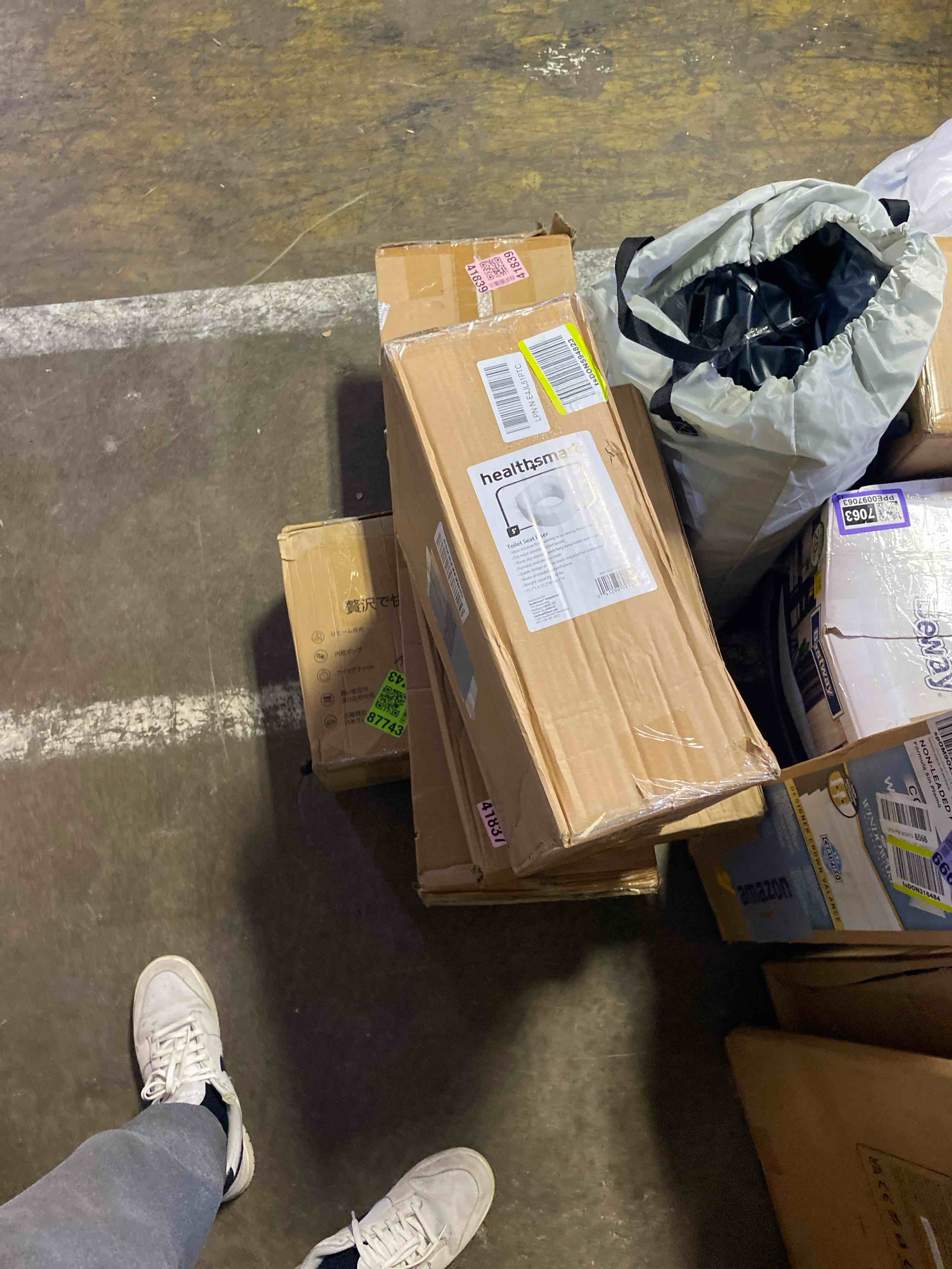 https://s3.amazonaws.com/lotting-images-prod/phillipi/PPE0097054_1726764777941.jpeg