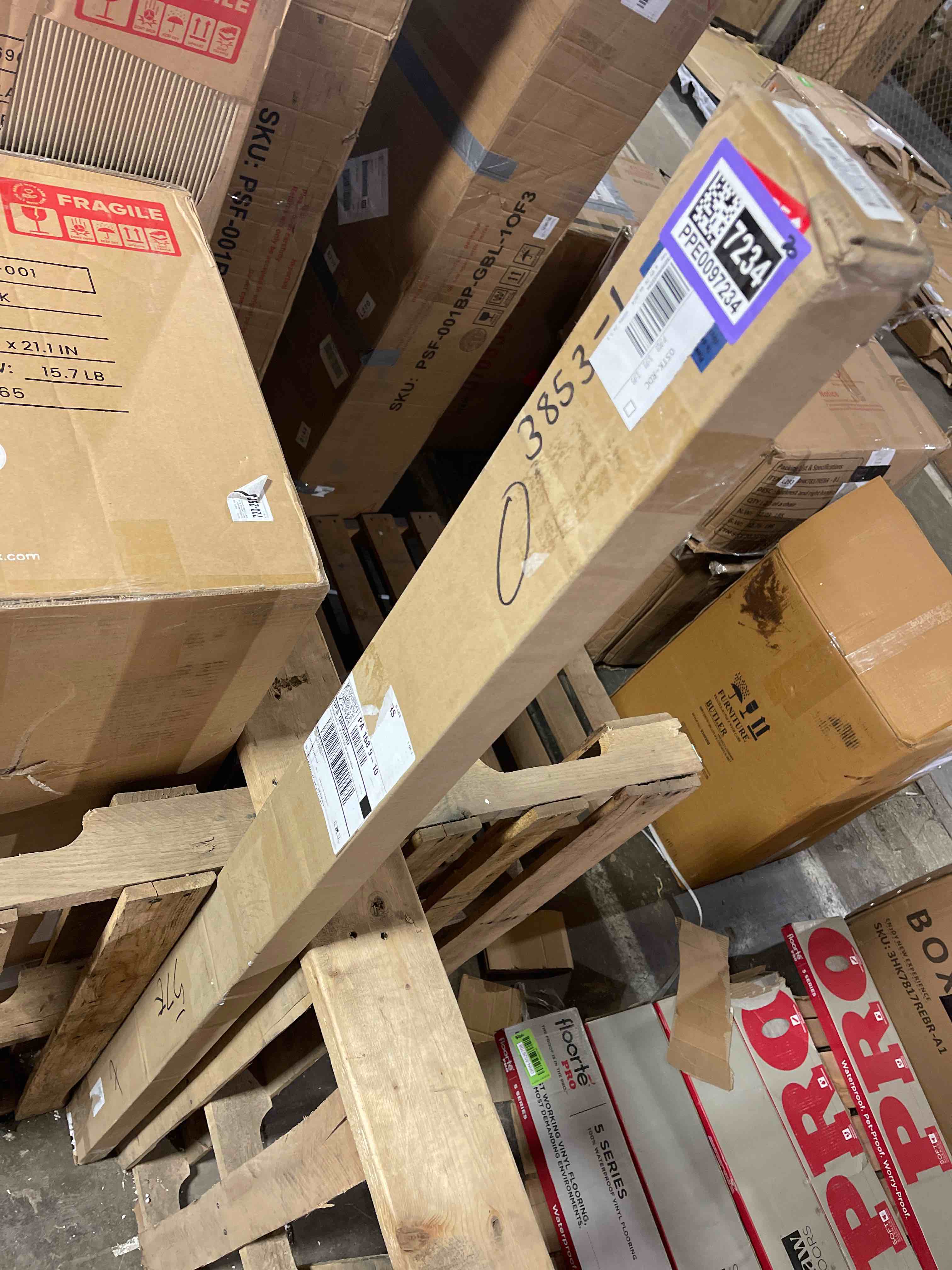 https://s3.amazonaws.com/lotting-images-prod/phillipi/PPE0097233_1726675959412.jpeg