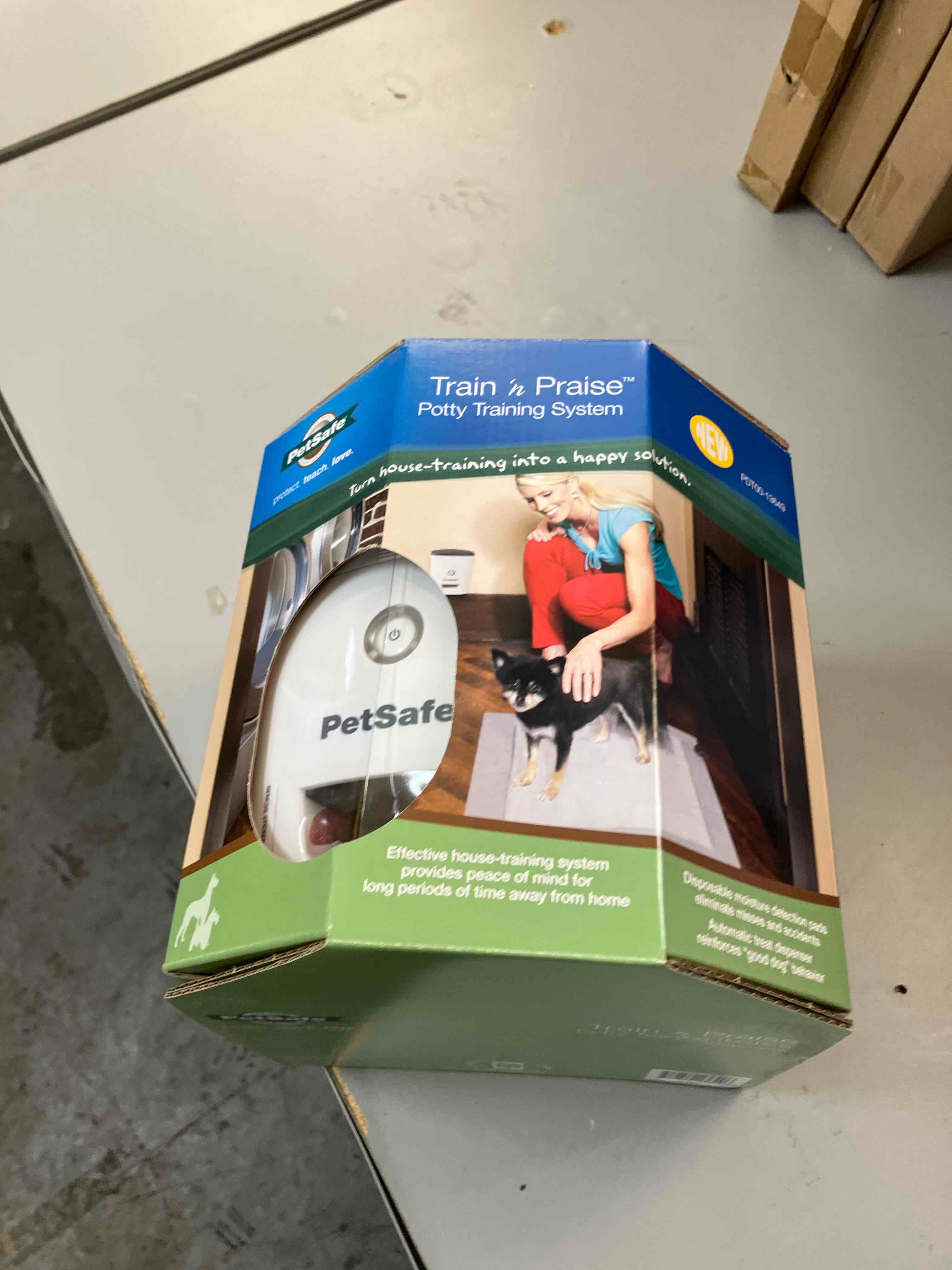 https://s3.amazonaws.com/lotting-images-prod/phillipi/PPE0098018_1731079880419.jpeg