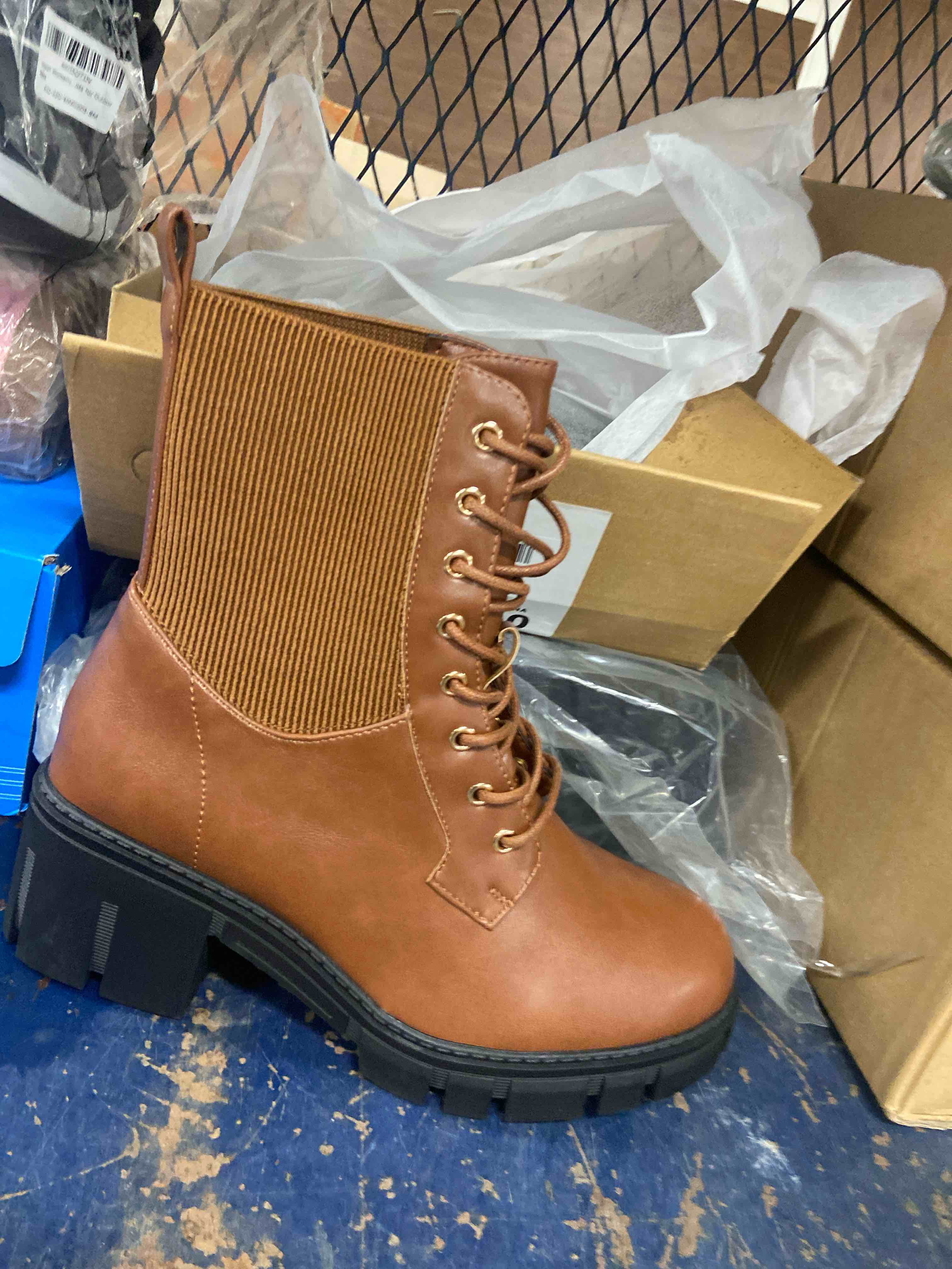 https://s3.amazonaws.com/lotting-images-prod/phillipi/PPE0100198_1759851277089.jpeg