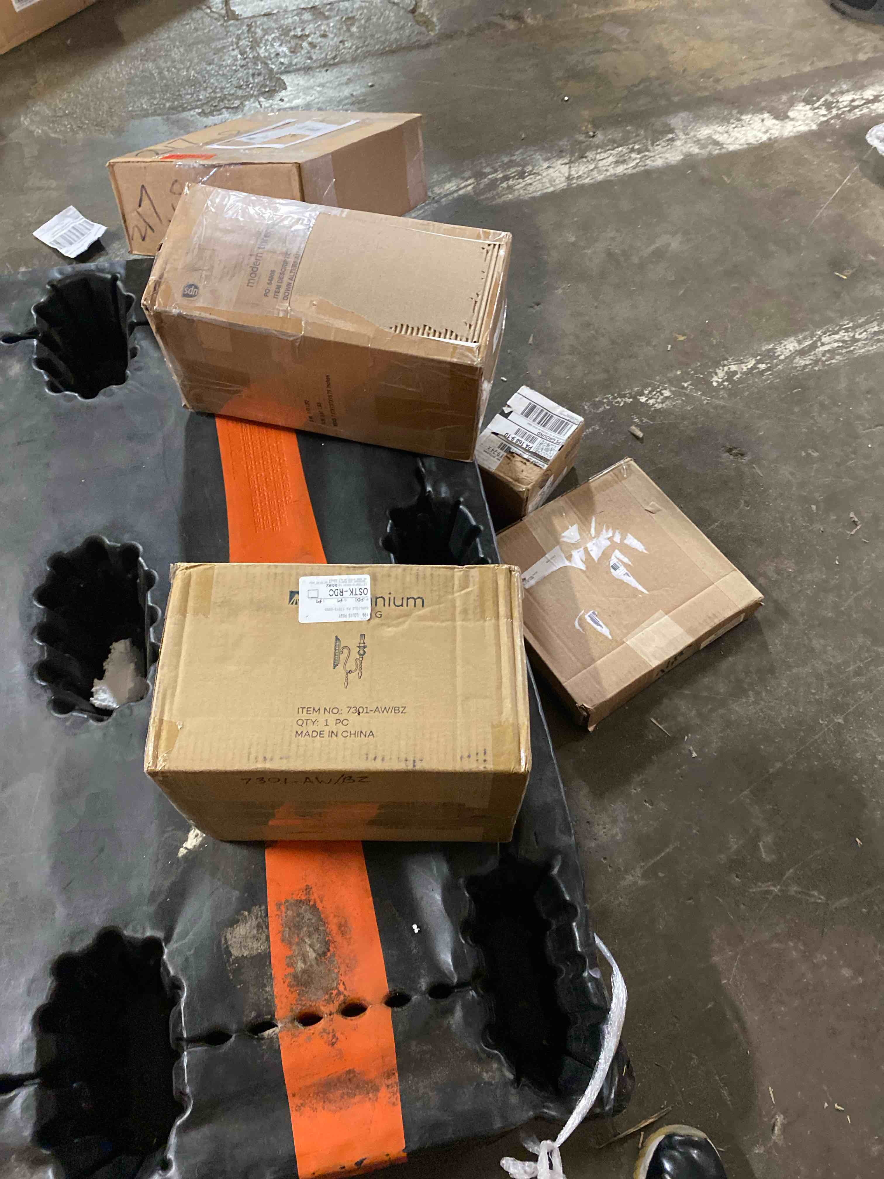 https://s3.amazonaws.com/lotting-images-prod/phillipi/PPE0109177_1729110556804.jpeg