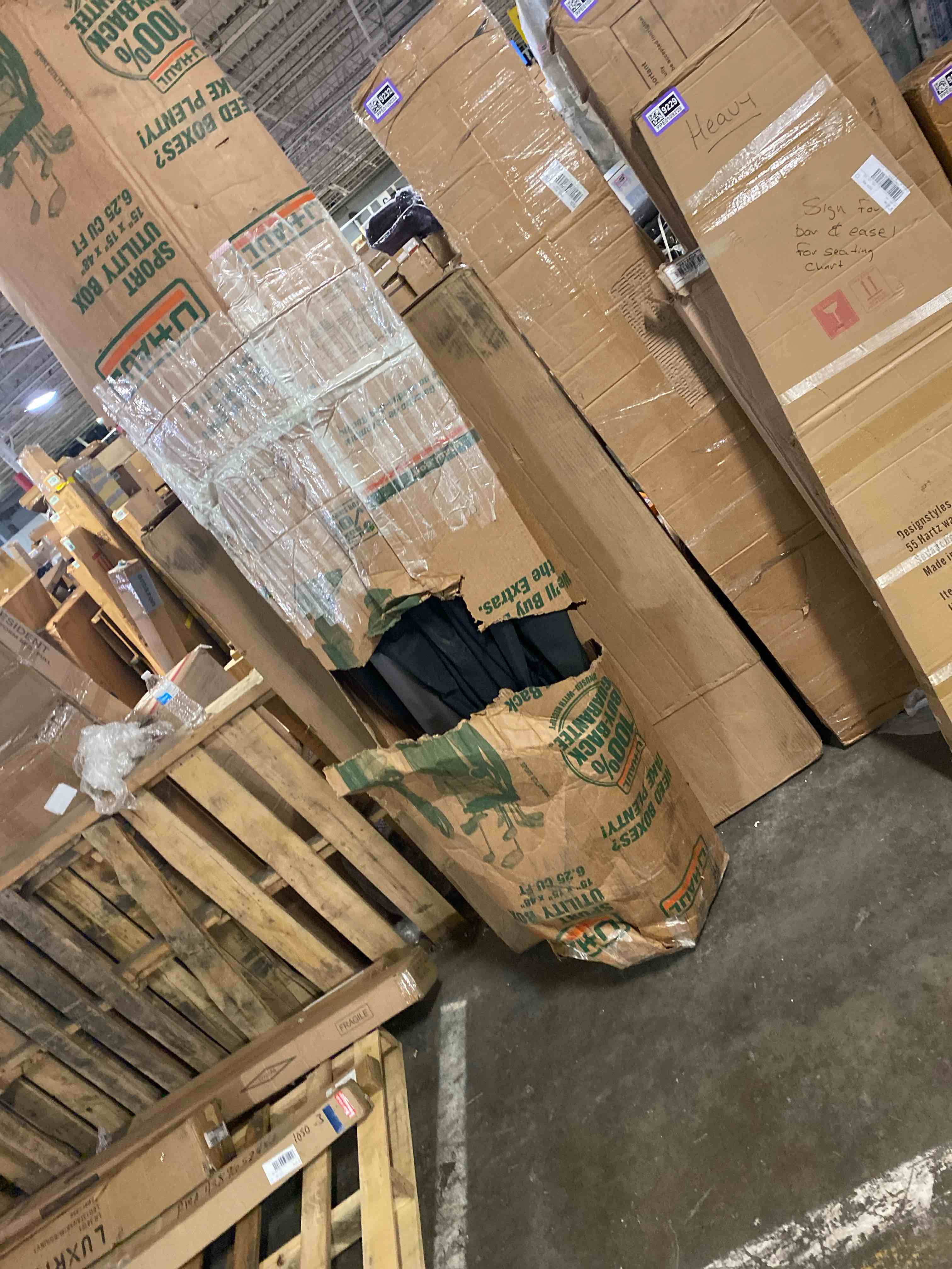 https://s3.amazonaws.com/lotting-images-prod/phillipi/PPE0109226_1729103015516.jpeg