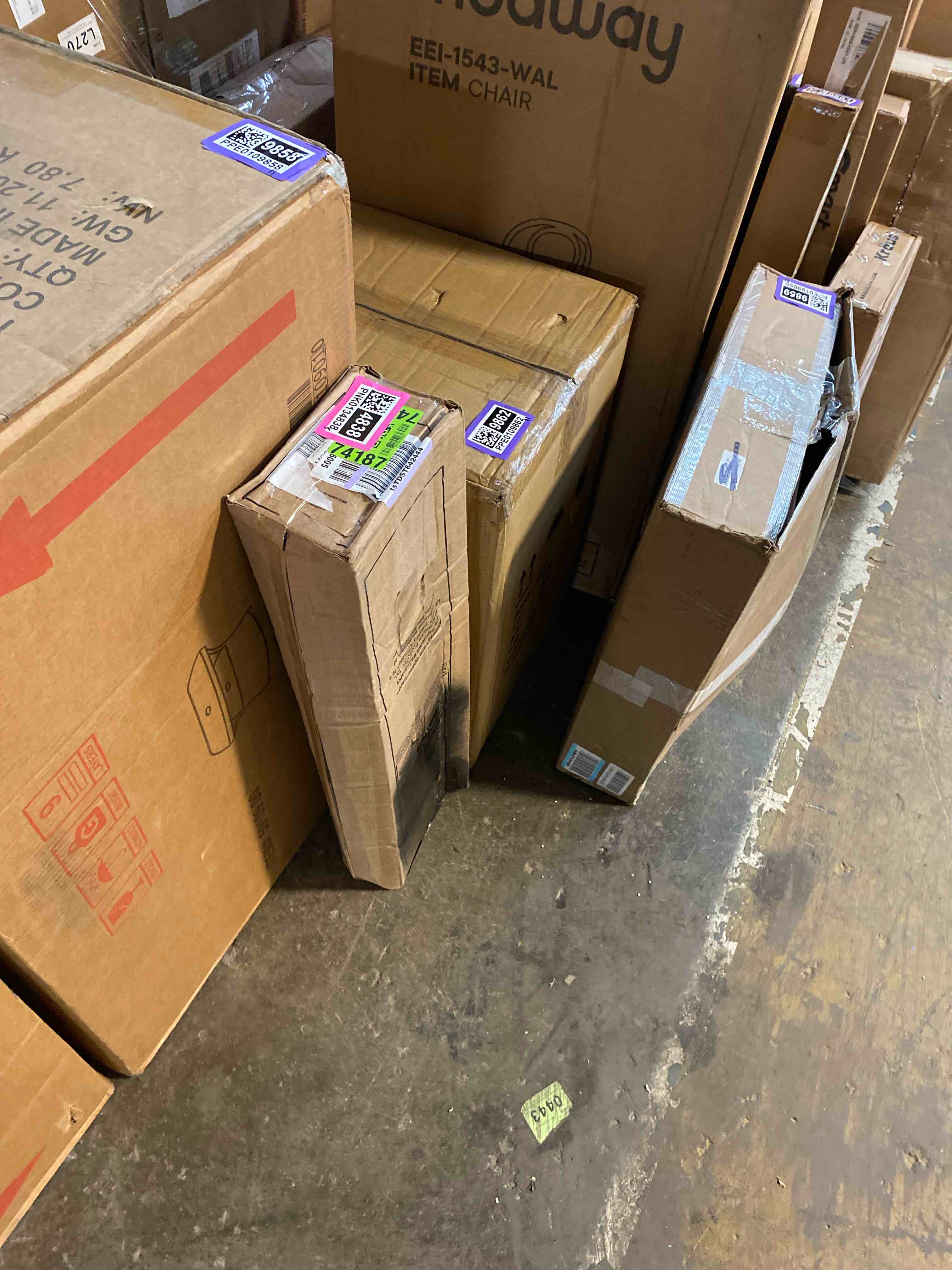 https://s3.amazonaws.com/lotting-images-prod/phillipi/PPE0109855_1728918081353.jpeg