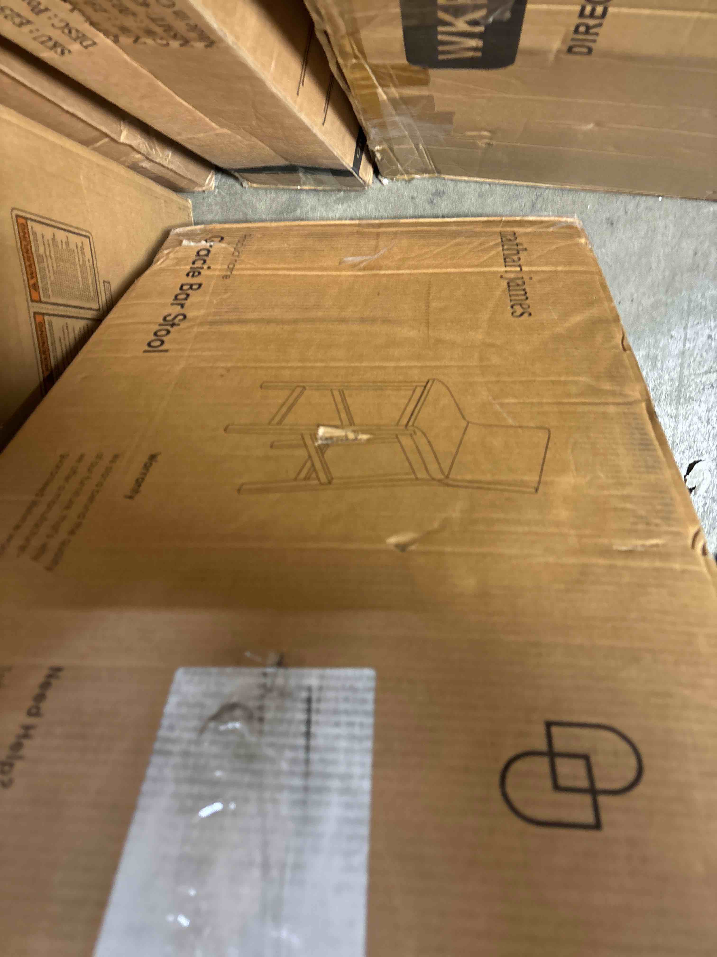 https://s3.amazonaws.com/lotting-images-prod/phillipi/PPE0111096_1731100631851.jpeg