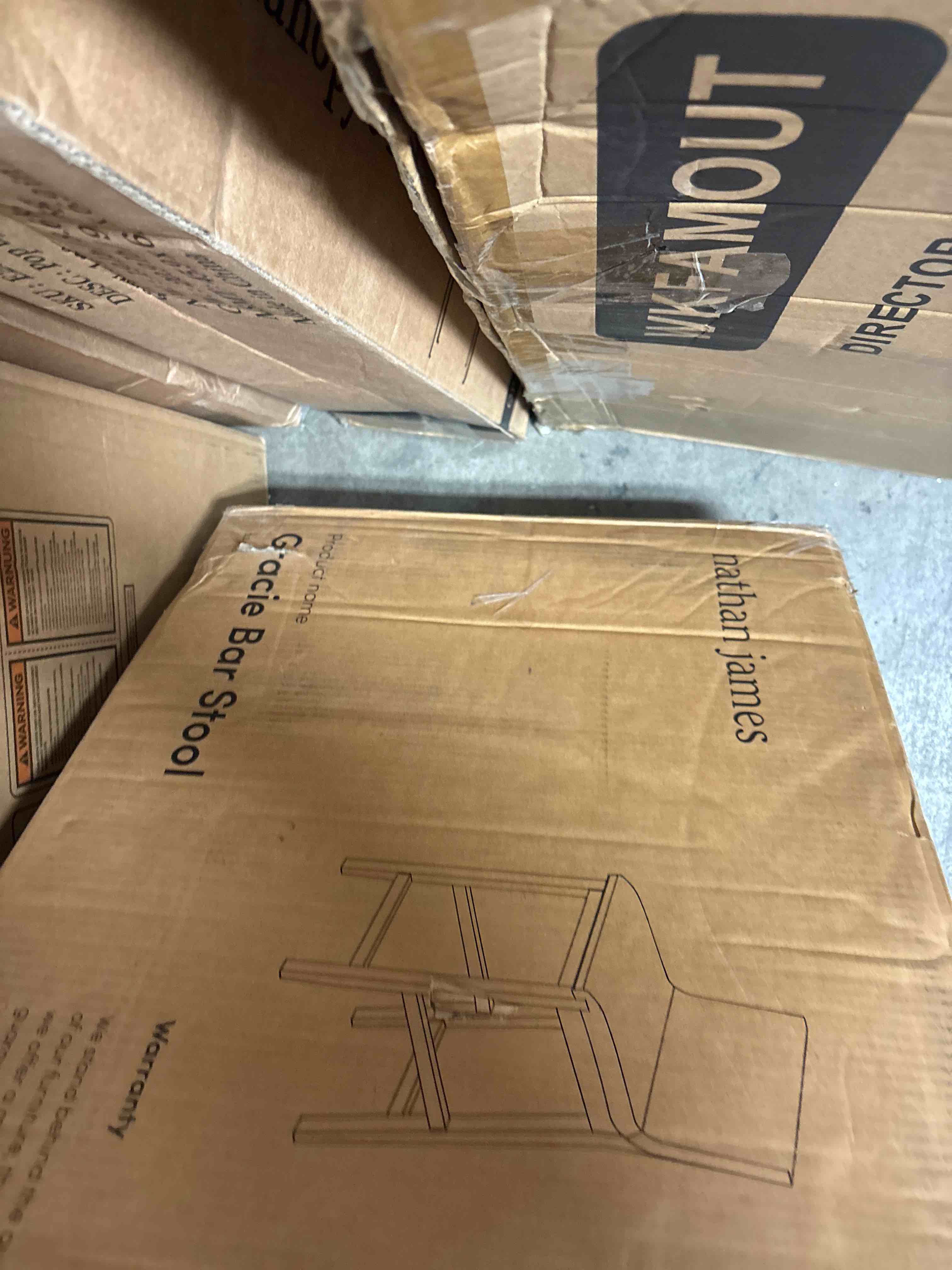 https://s3.amazonaws.com/lotting-images-prod/phillipi/PPE0111096_1731100634267.jpeg
